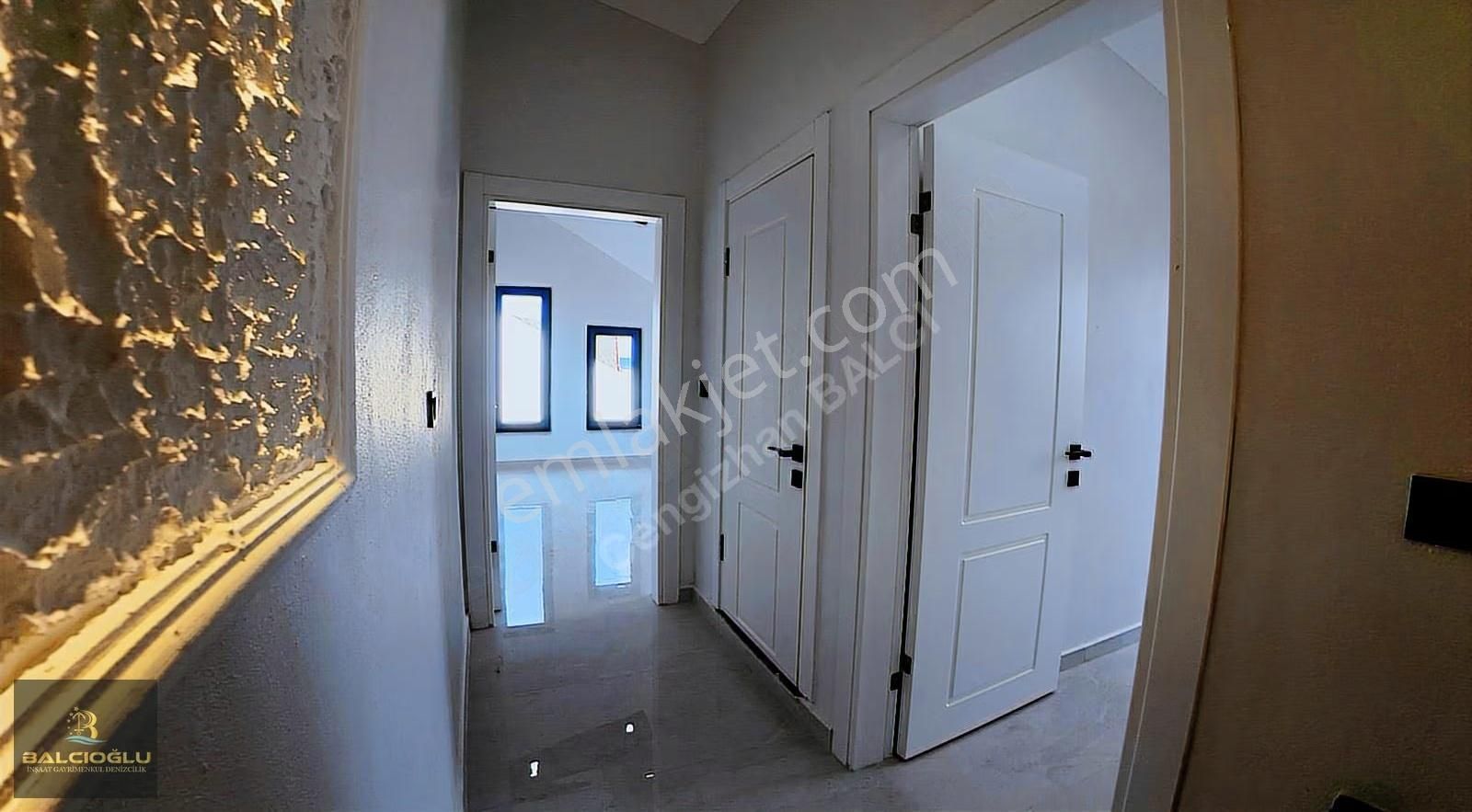 Balcıoğlundan Merkez Plajda Havuzlu Bahçeli Lx Triblex Villaa - Görsel 35