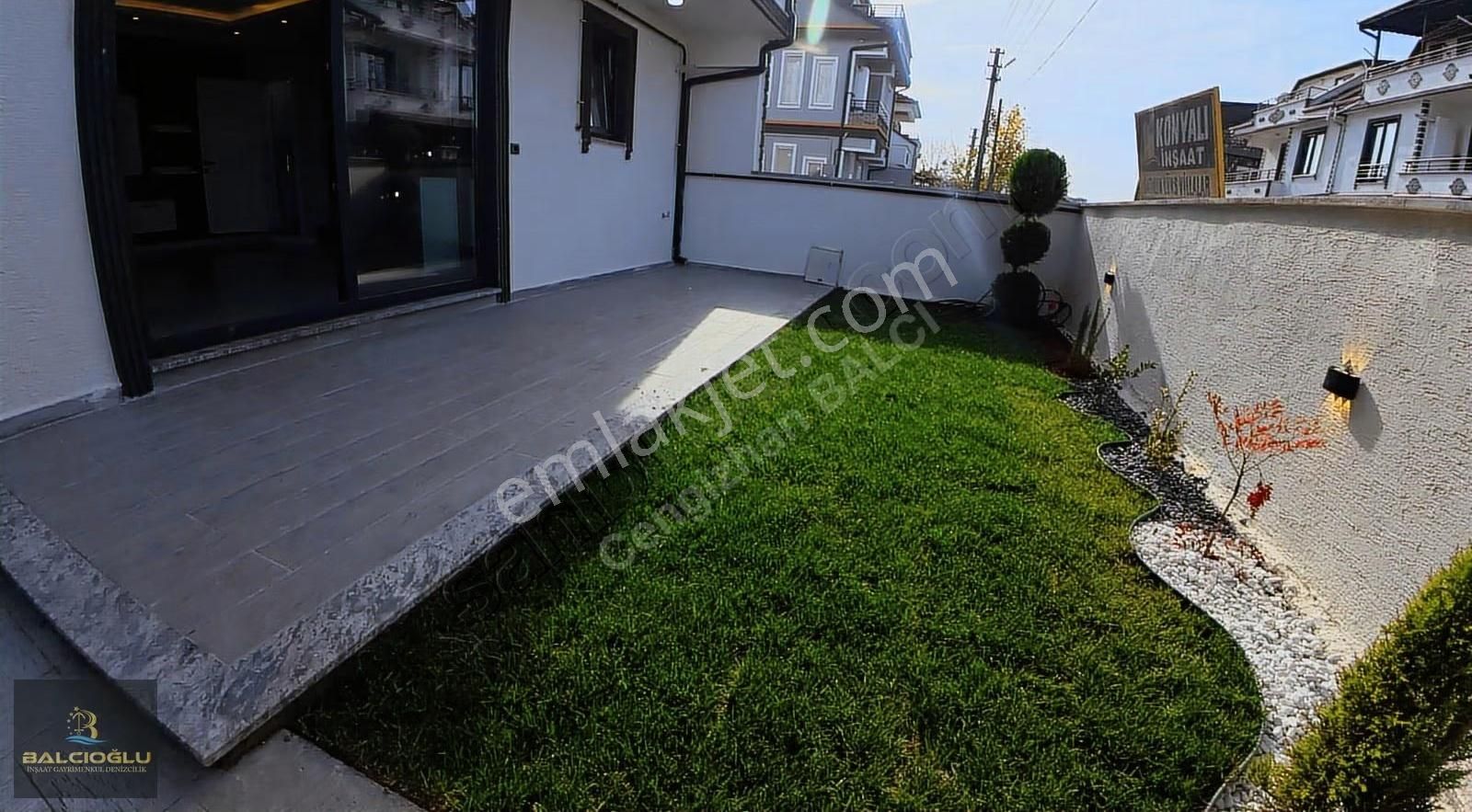 Balcıoğlundan Satılık Denize 200m. Gnş Bahçeli Lüx Triblex Villa - Görsel 2