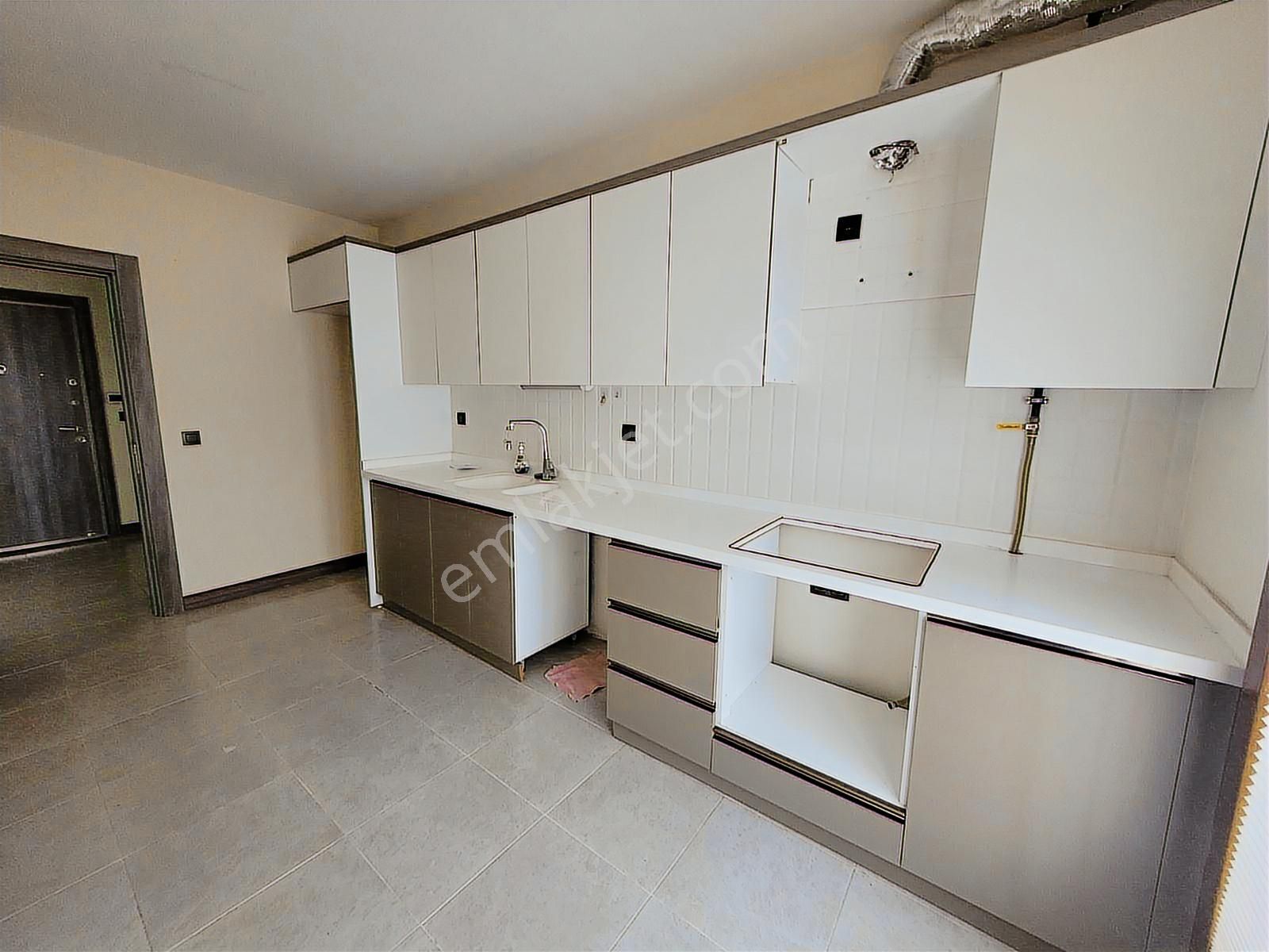 Şehir Hastanesi Karşısı Şeker Toki De Satılık 3+1 Daire - Görsel 8