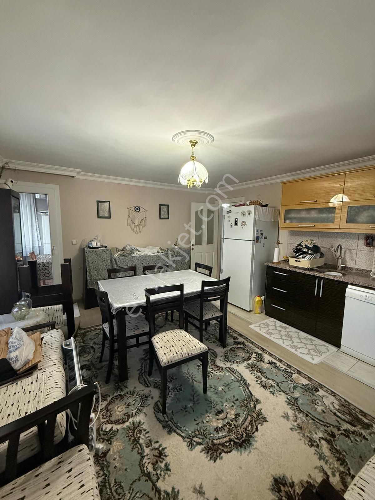 Saadet Korkmaz'dan Merkezde Deniz Manzaralı Satılık 4+1 - Görsel 10