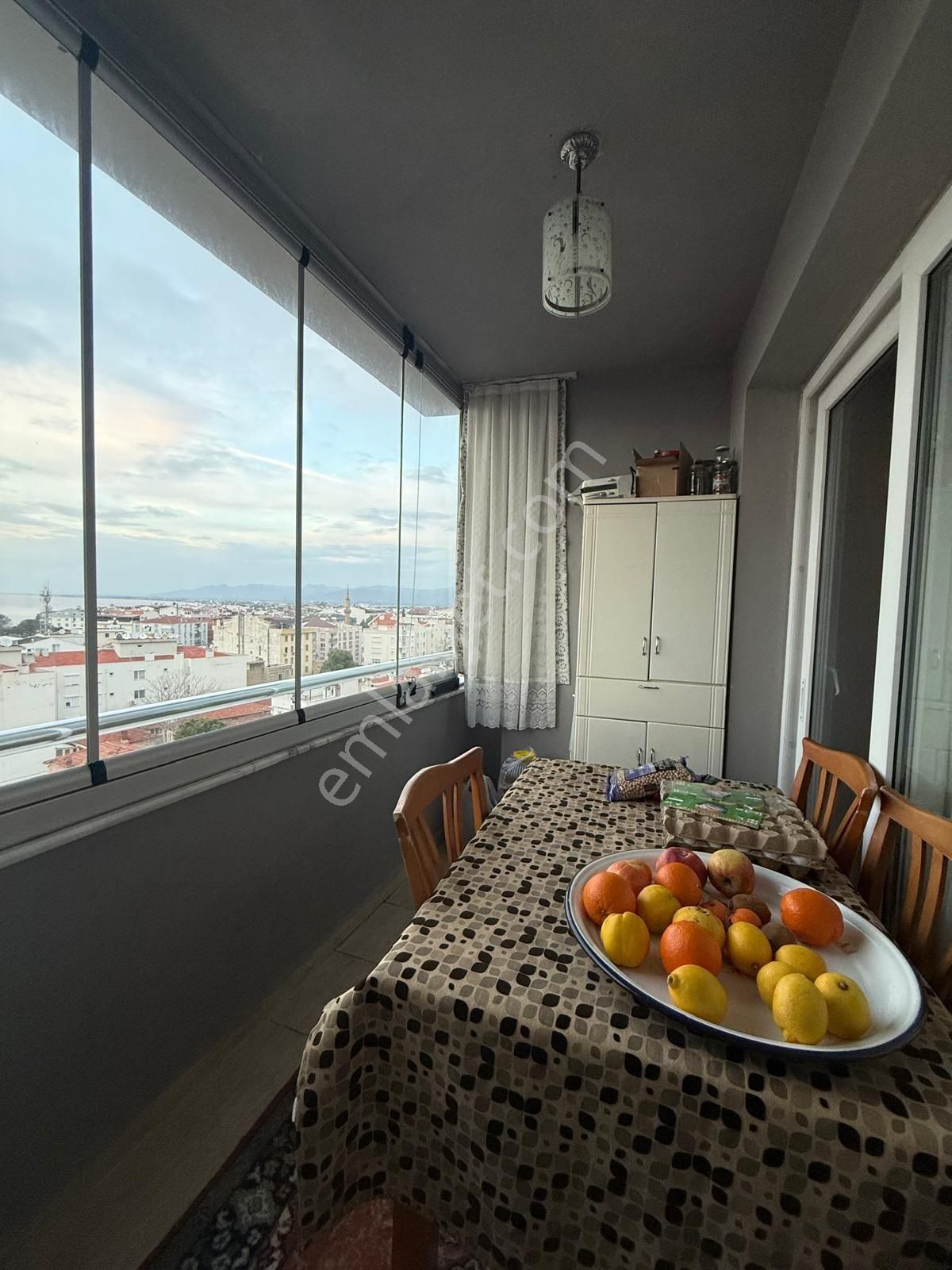 Saadet Korkmaz'dan Merkezde Deniz Manzaralı Satılık 4+1 - Görsel 13