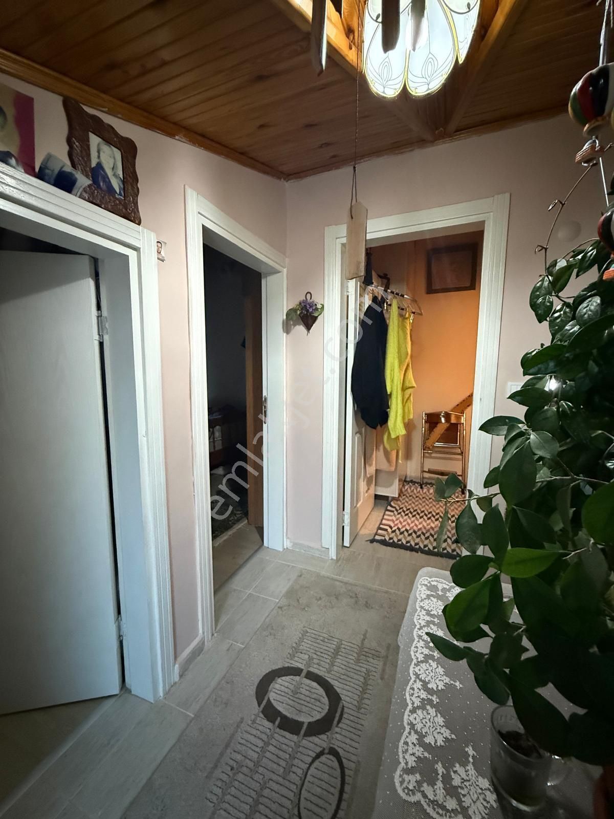 Saadet Korkmaz'dan Merkezde Deniz Manzaralı Satılık 4+1 - Görsel 22