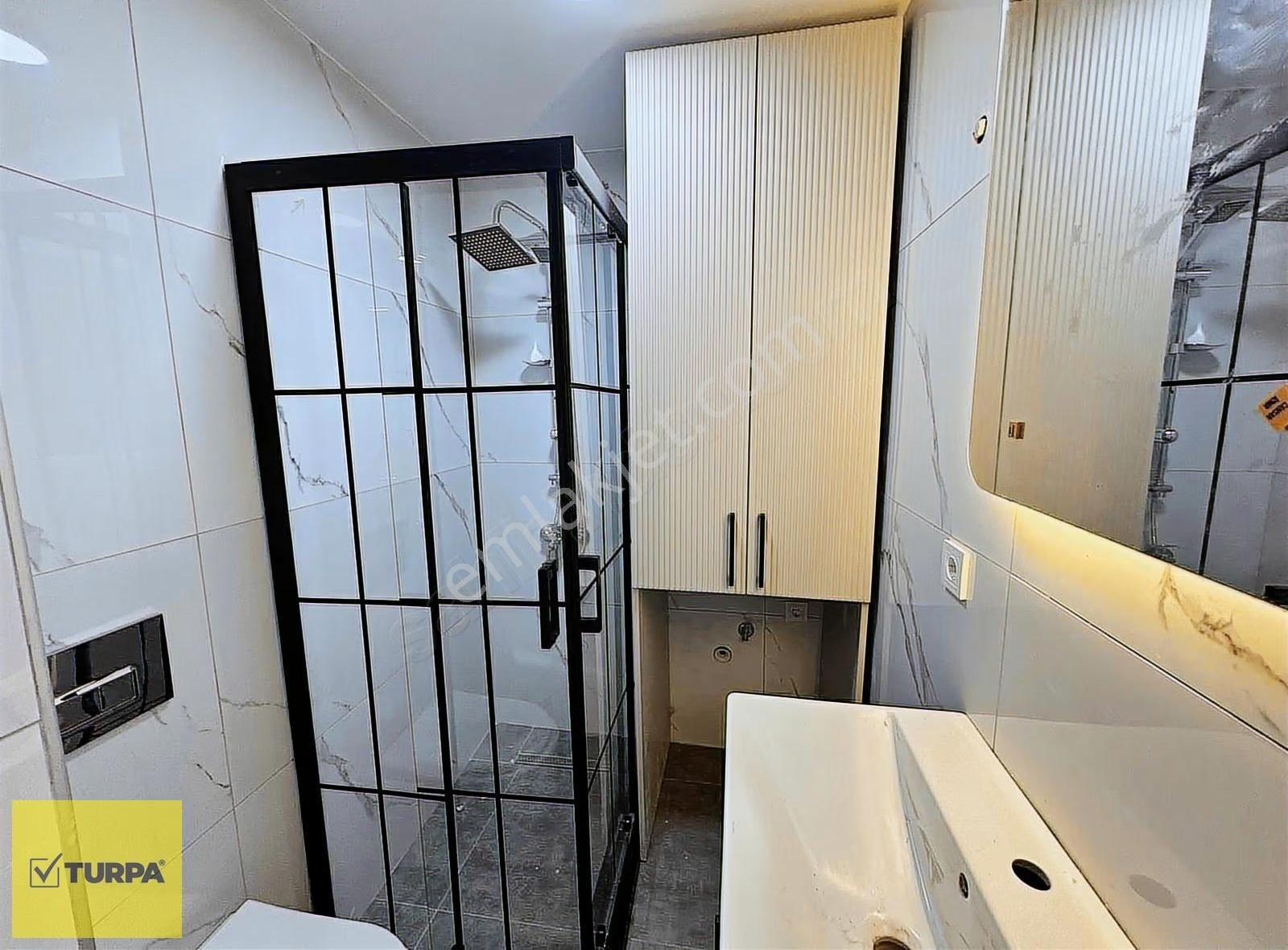 Turpa Balçovadan Full Tadilatlı 2+1 Satılık Daire - Görsel 3