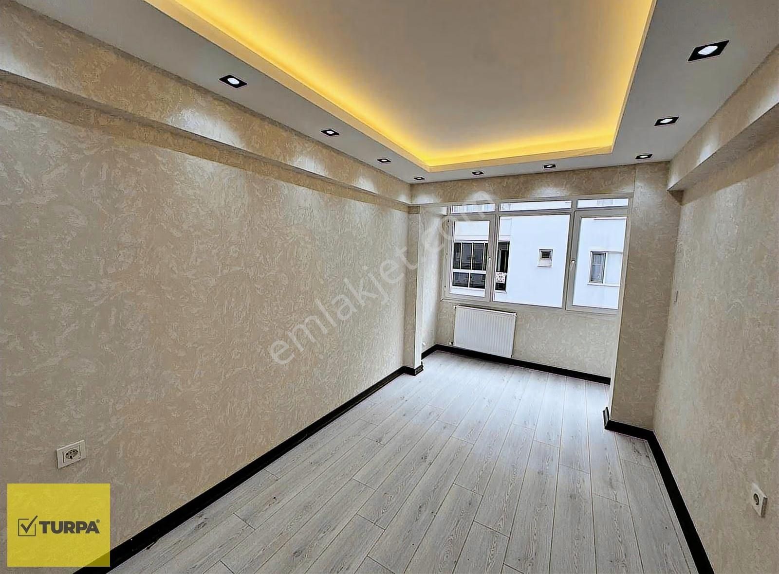 Turpa Balçovadan Full Tadilatlı 2+1 Satılık Daire - Görsel 8