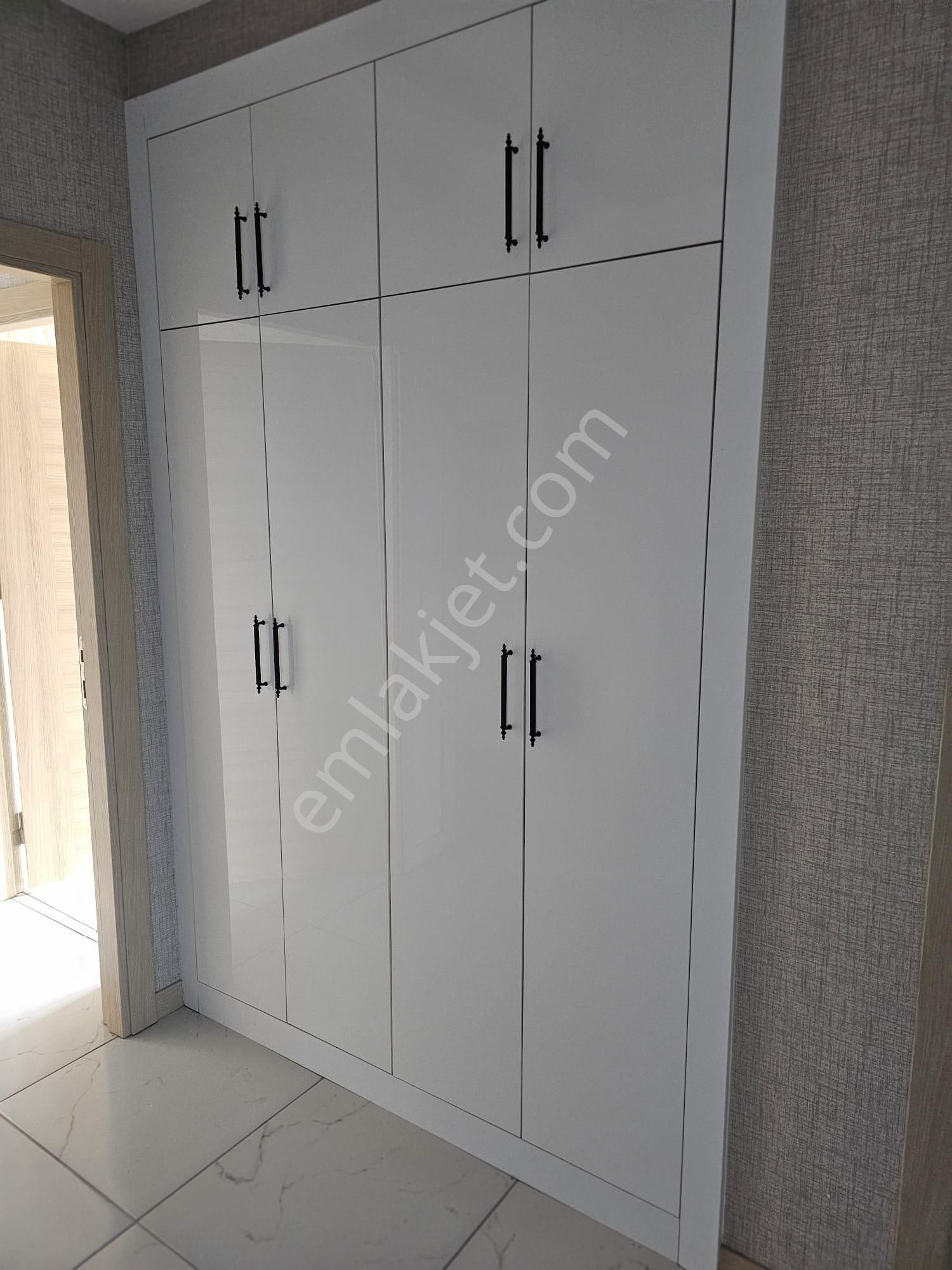 Yaylapınar Cad Yakını Bahçeşehirde 4+1 Satılık Geniş Daire - Görsel 12