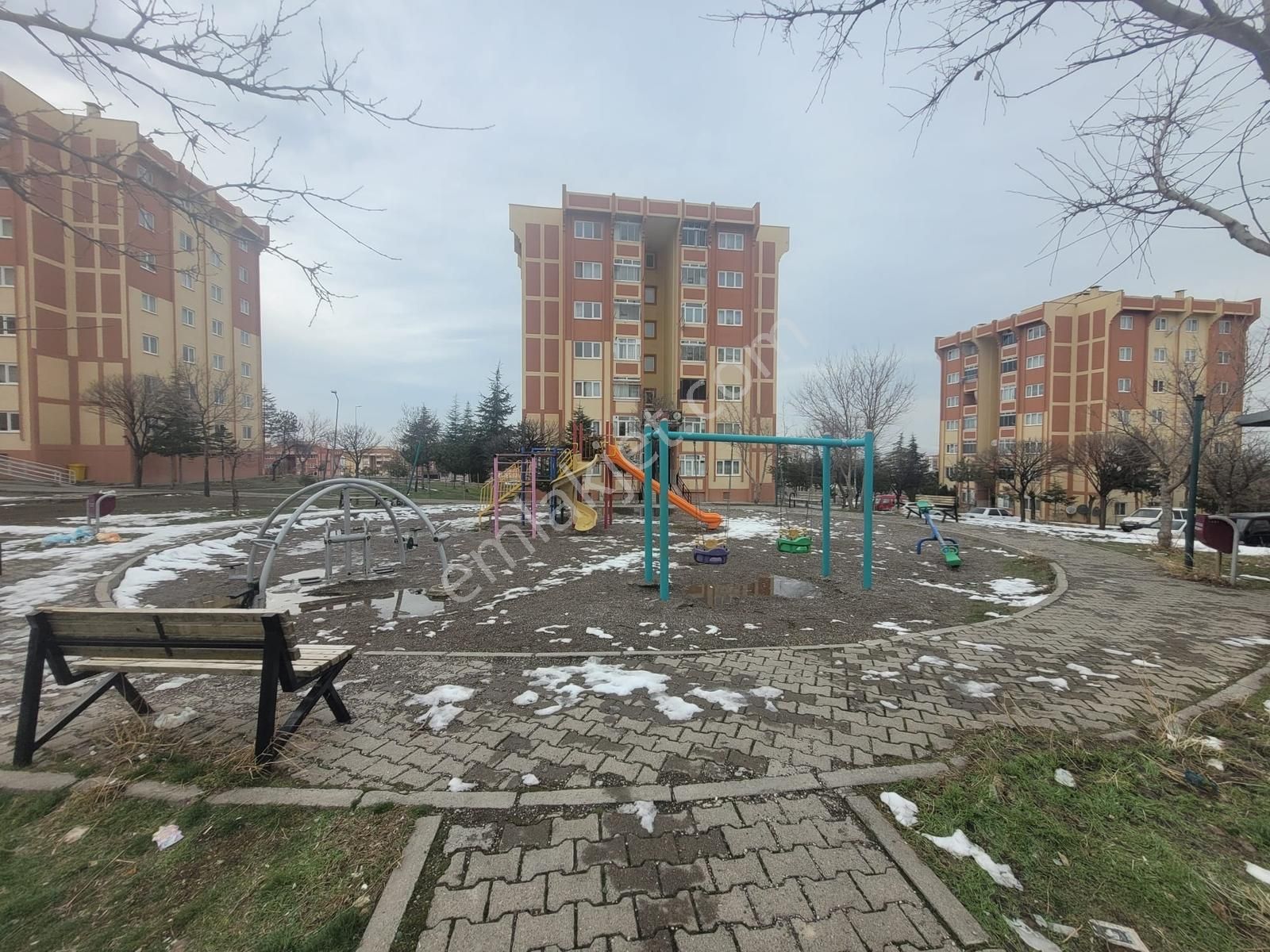 Demokrasi Mahallesi Toki 2+1 Satılık Daire