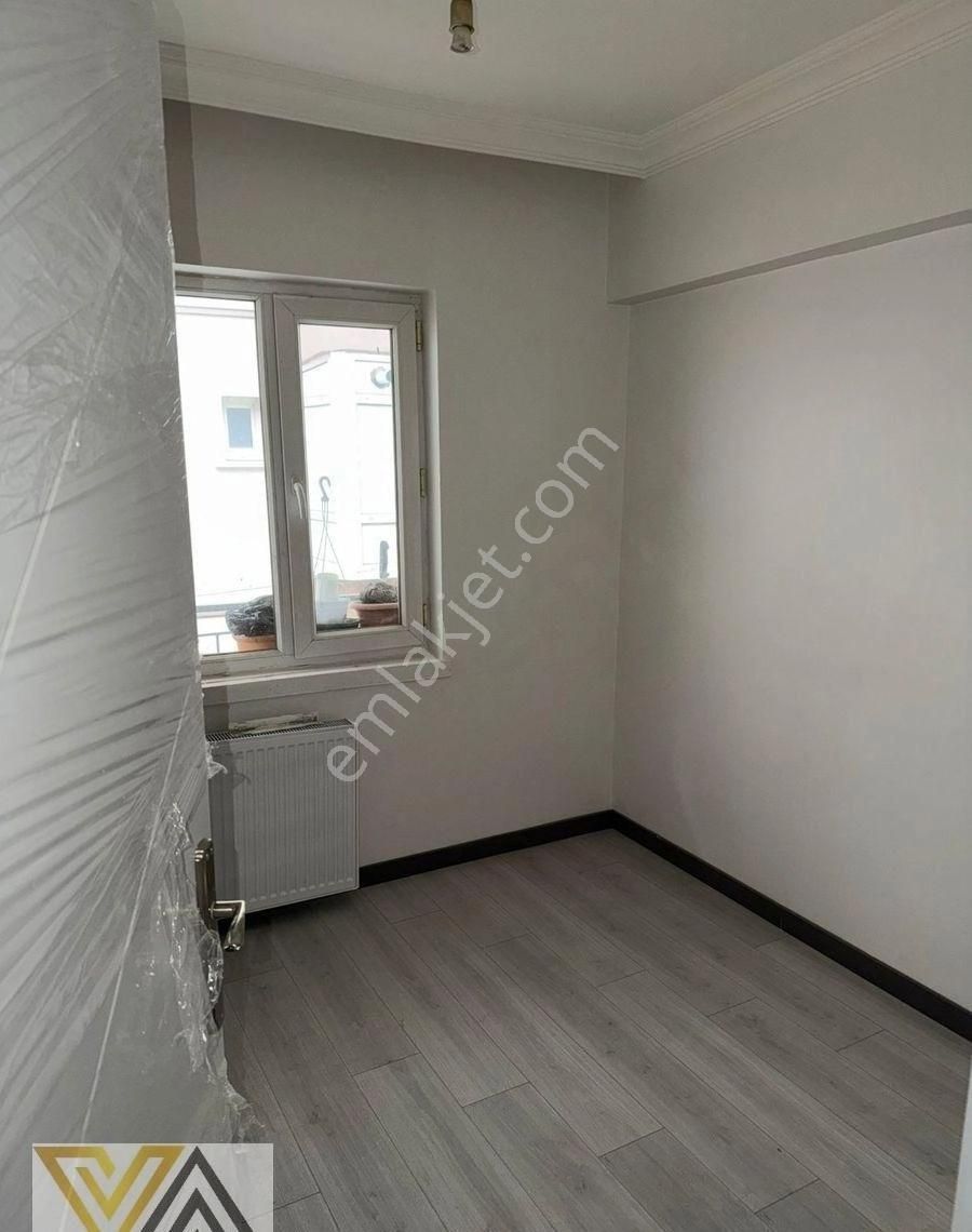 Valentia'dan Bağlar Caddesi Yakını 2+1yapılı Satılık Daire !!! - Görsel 5