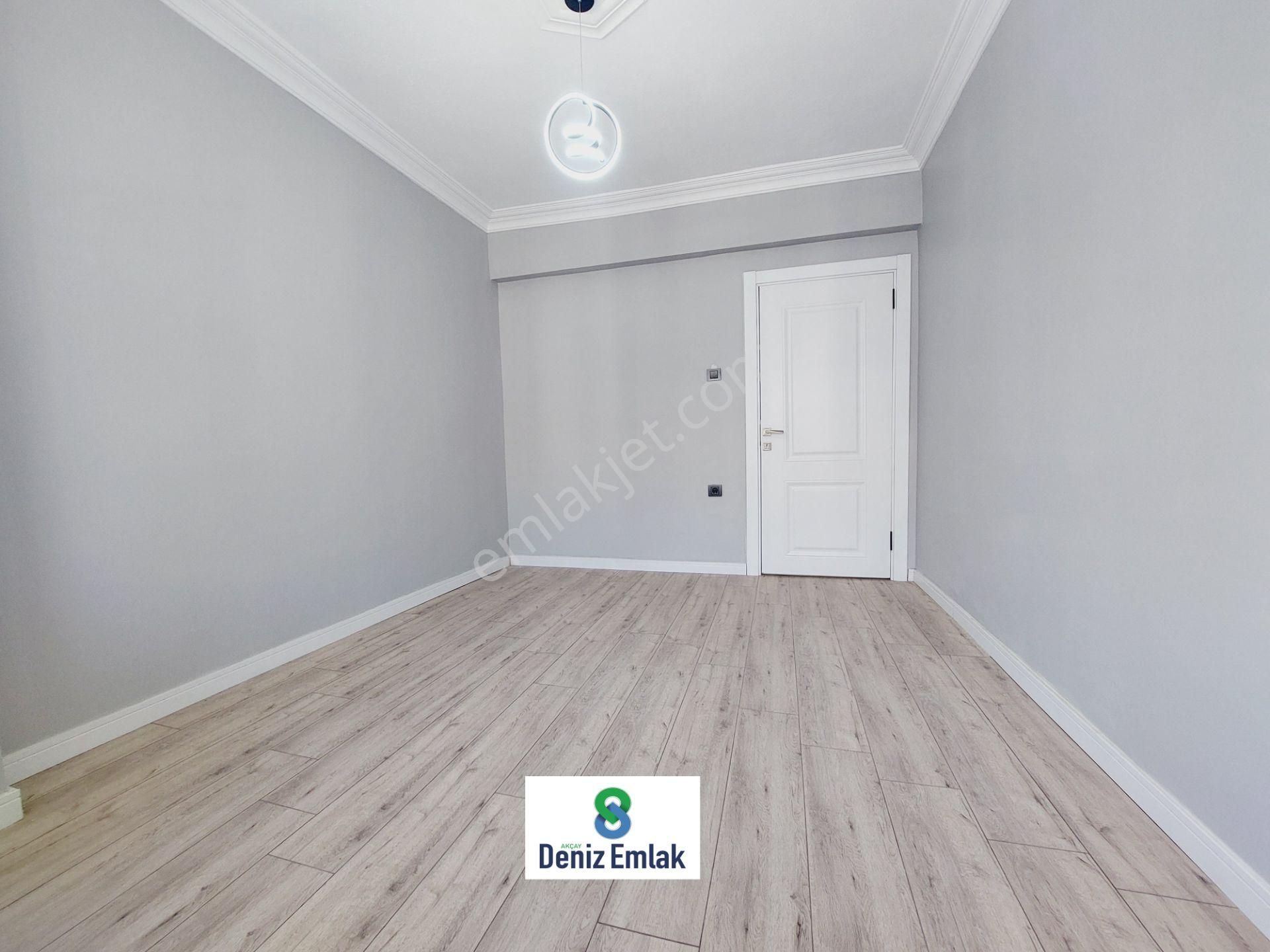 Denizden Akçayda Öncephe Arakat Masrafsız Satılık 2+1 Daire. - Görsel 17