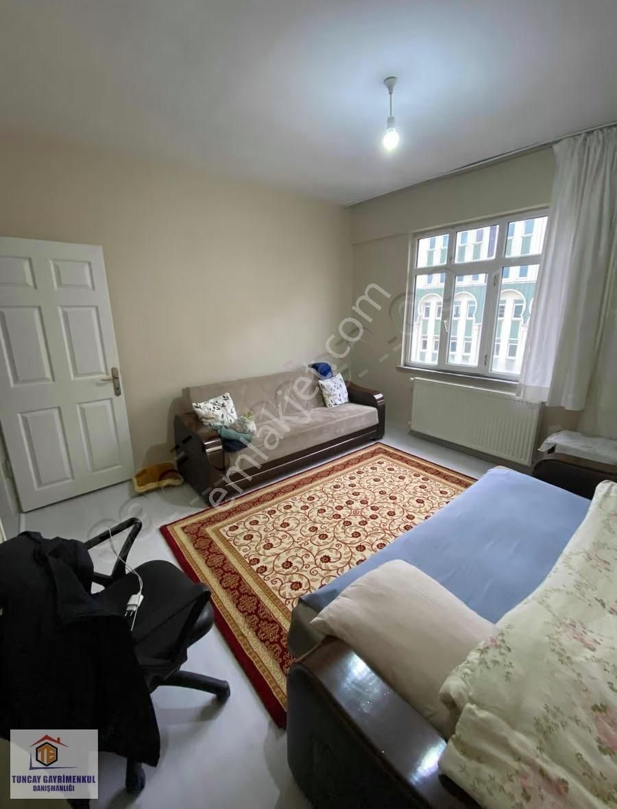 Merkez Mah.zeynebiye"de 2+1 100 M2 Tadilatlı Satılık Daire - Görsel 2