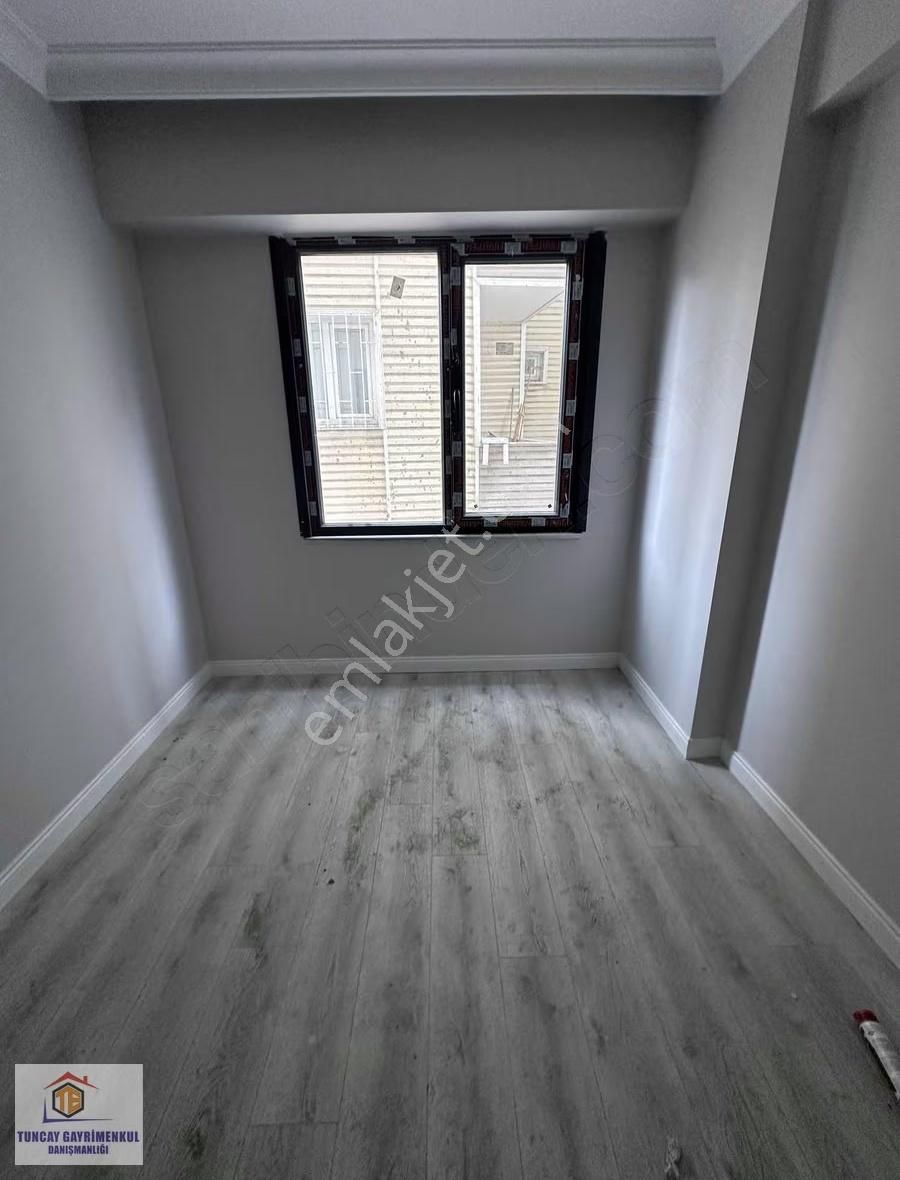 Meydan"da Yüksek Giriş 2+1 80 M2 Tapu Masrafsz Satılk Daire - Görsel 11