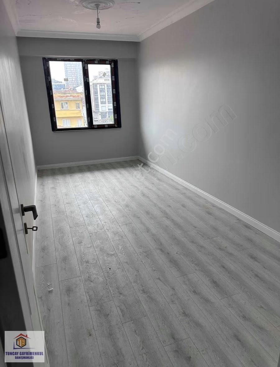 Halkalı Meydan"da 2+1 85 M2 Sıfır Tapu Masrafsz Satılk Daire - Görsel 3