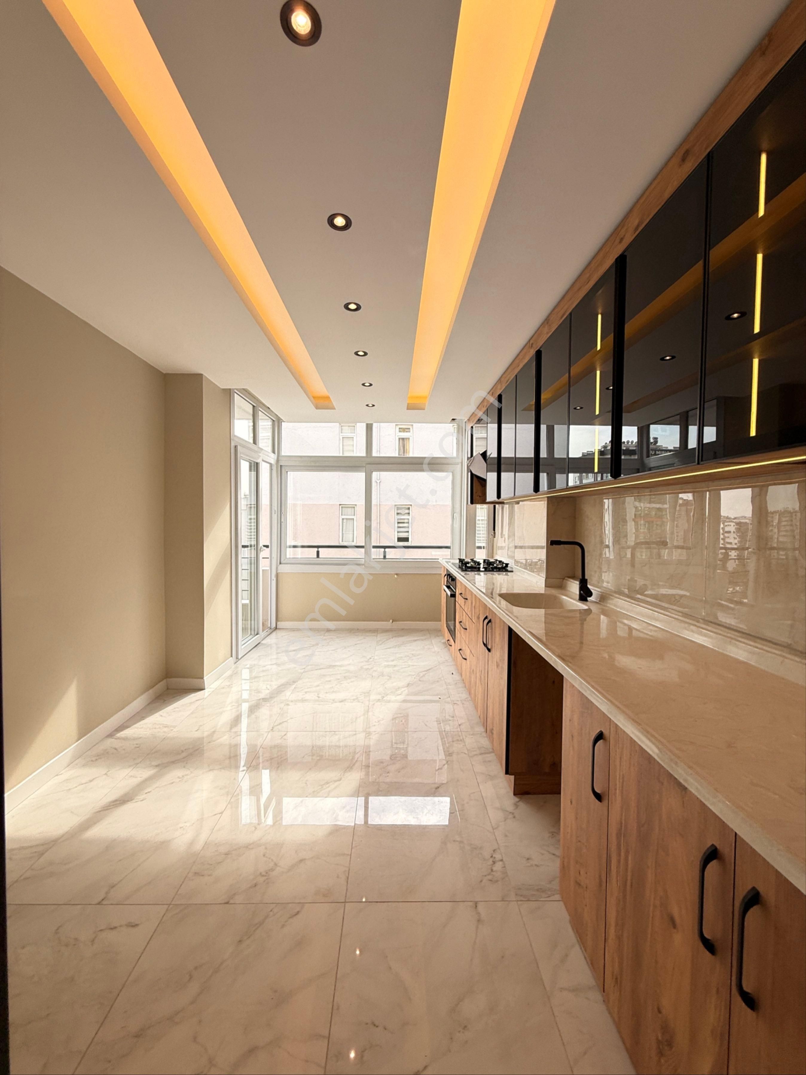 Remint’den Çukurova Hayalpark Civarı İçi Full Yapılı 3+1 Kapalı Kutfak Direk Hasarsız Satılık Daire! - Görsel 8