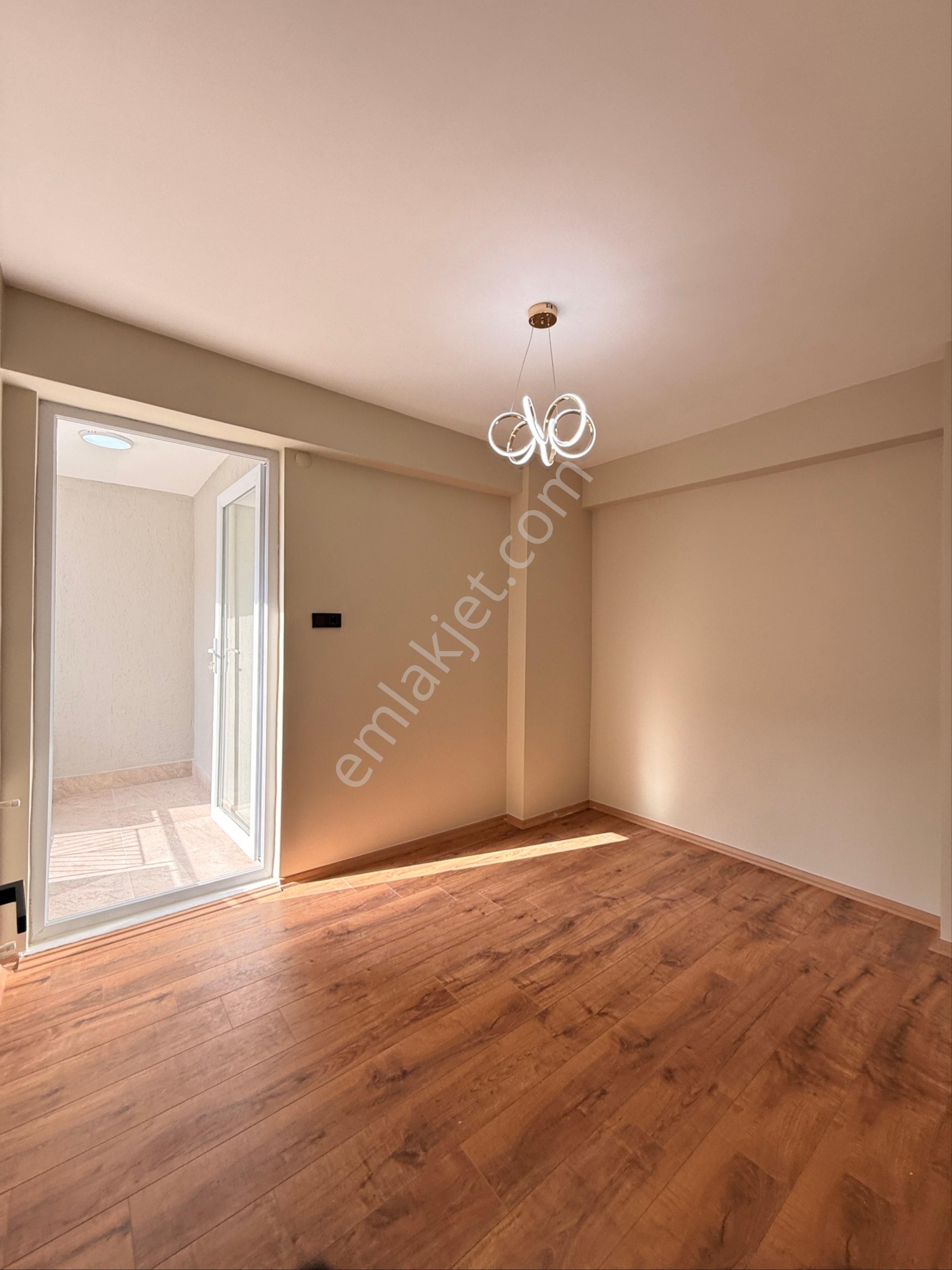 Remint’den Çukurova Hayalpark Civarı İçi Full Yapılı 3+1 Kapalı Kutfak Direk Hasarsız Satılık Daire! - Görsel 2