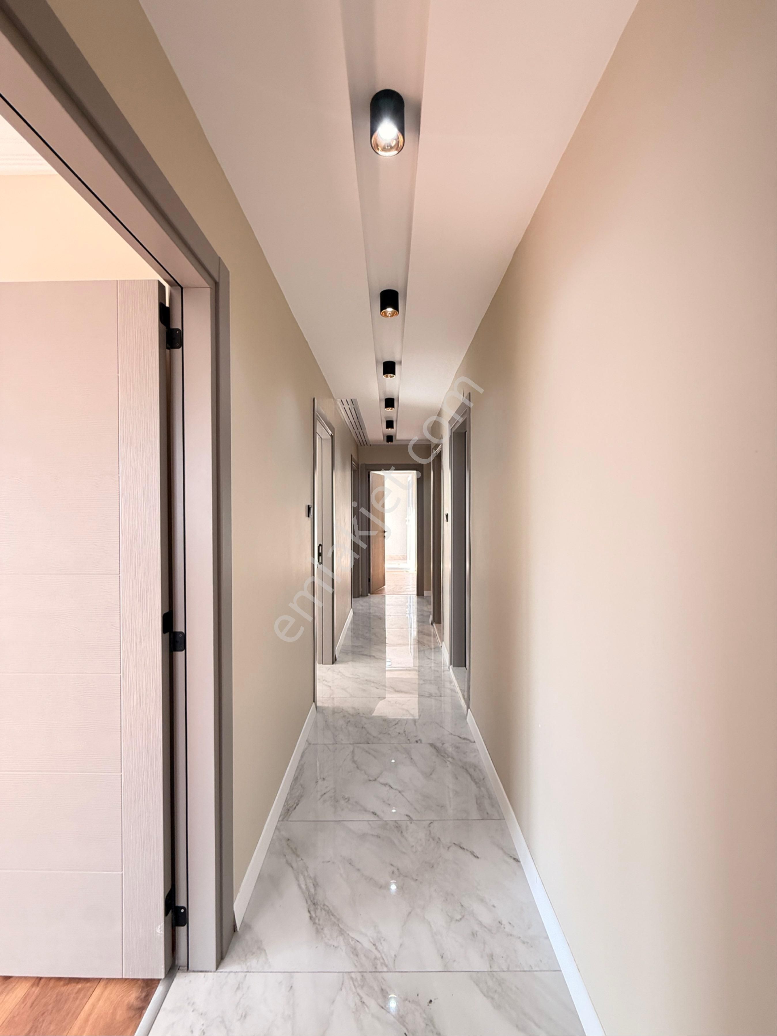 Remint’den Çukurova Hayalpark Civarı İçi Full Yapılı 3+1 Kapalı Kutfak Direk Hasarsız Satılık Daire! - Görsel 16