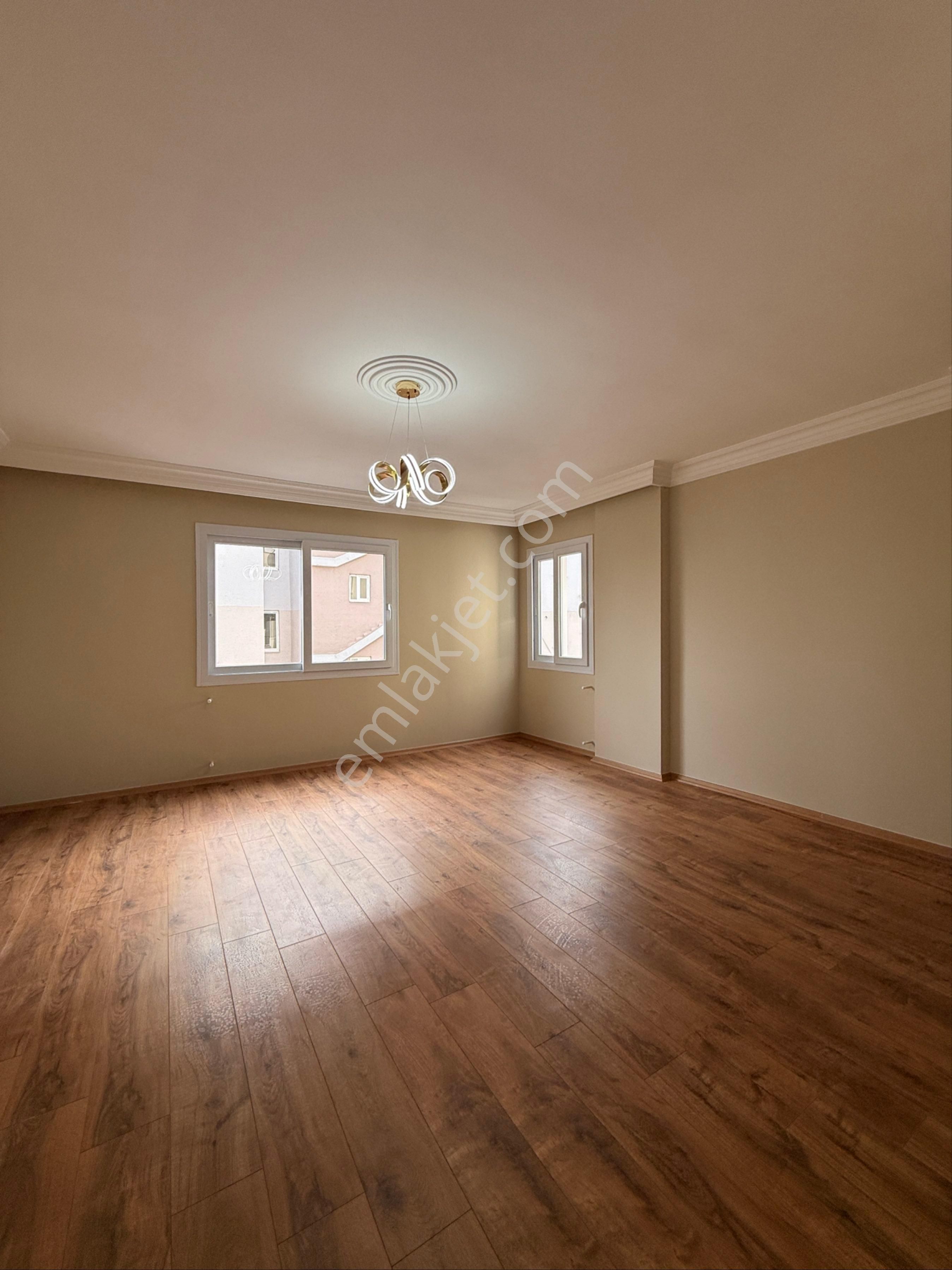 Remint’den Çukurova Hayalpark Civarı İçi Full Yapılı 3+1 Kapalı Kutfak Direk Hasarsız Satılık Daire! - Görsel 5