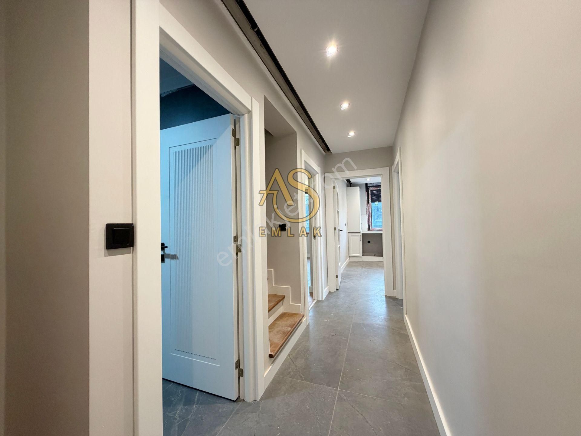 As Emlak'tan 3+2 Altunizade Ay Konaklarında Manzaralı Lüx Dublex - Görsel 12