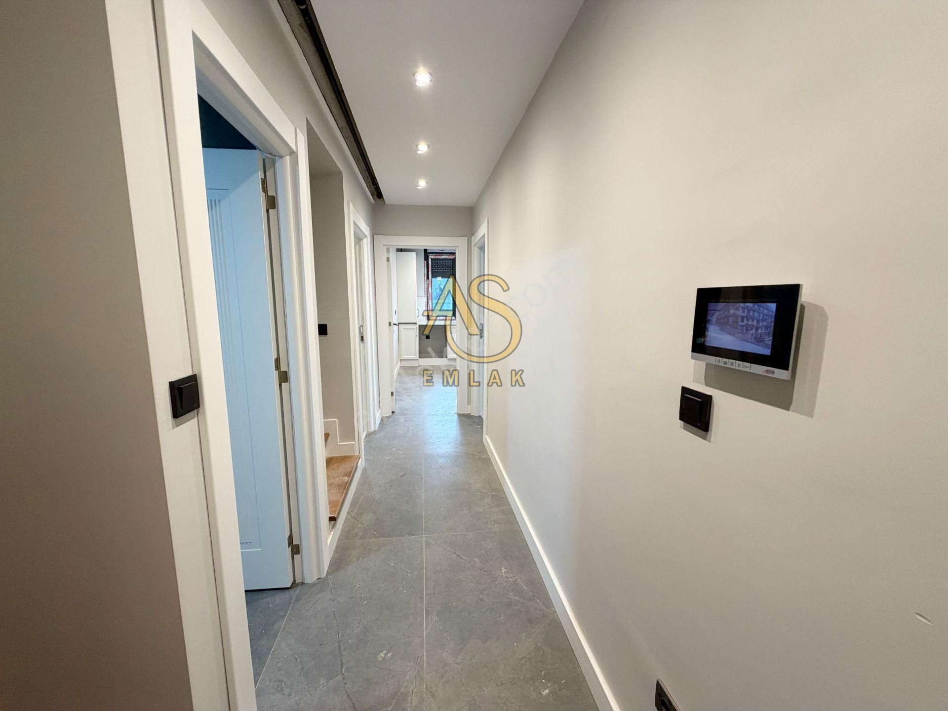 As Emlak'tan 3+2 Altunizade Ay Konaklarında Manzaralı Lüx Dublex - Görsel 6