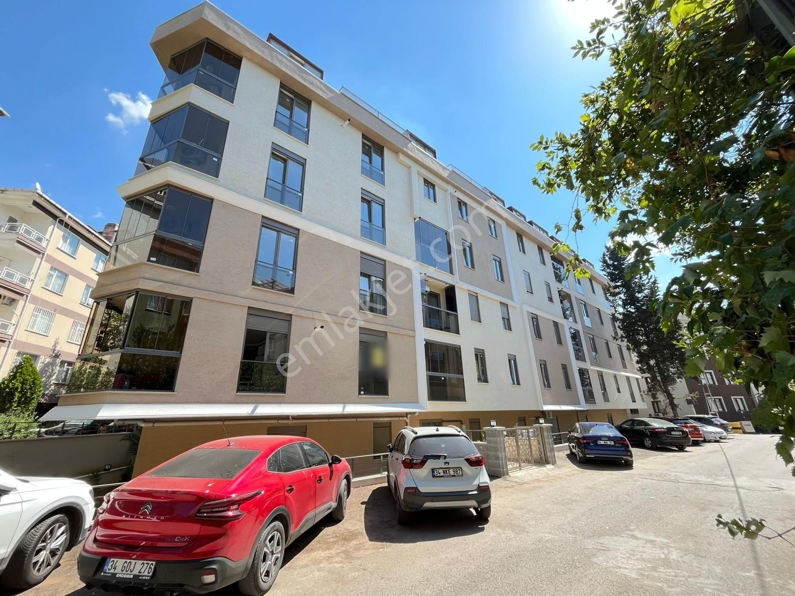 ▃artemin▃idealtepe Sahili'nde Ön Cephe Balkonlu 1.kat 85m² 2+1! - Görsel 3