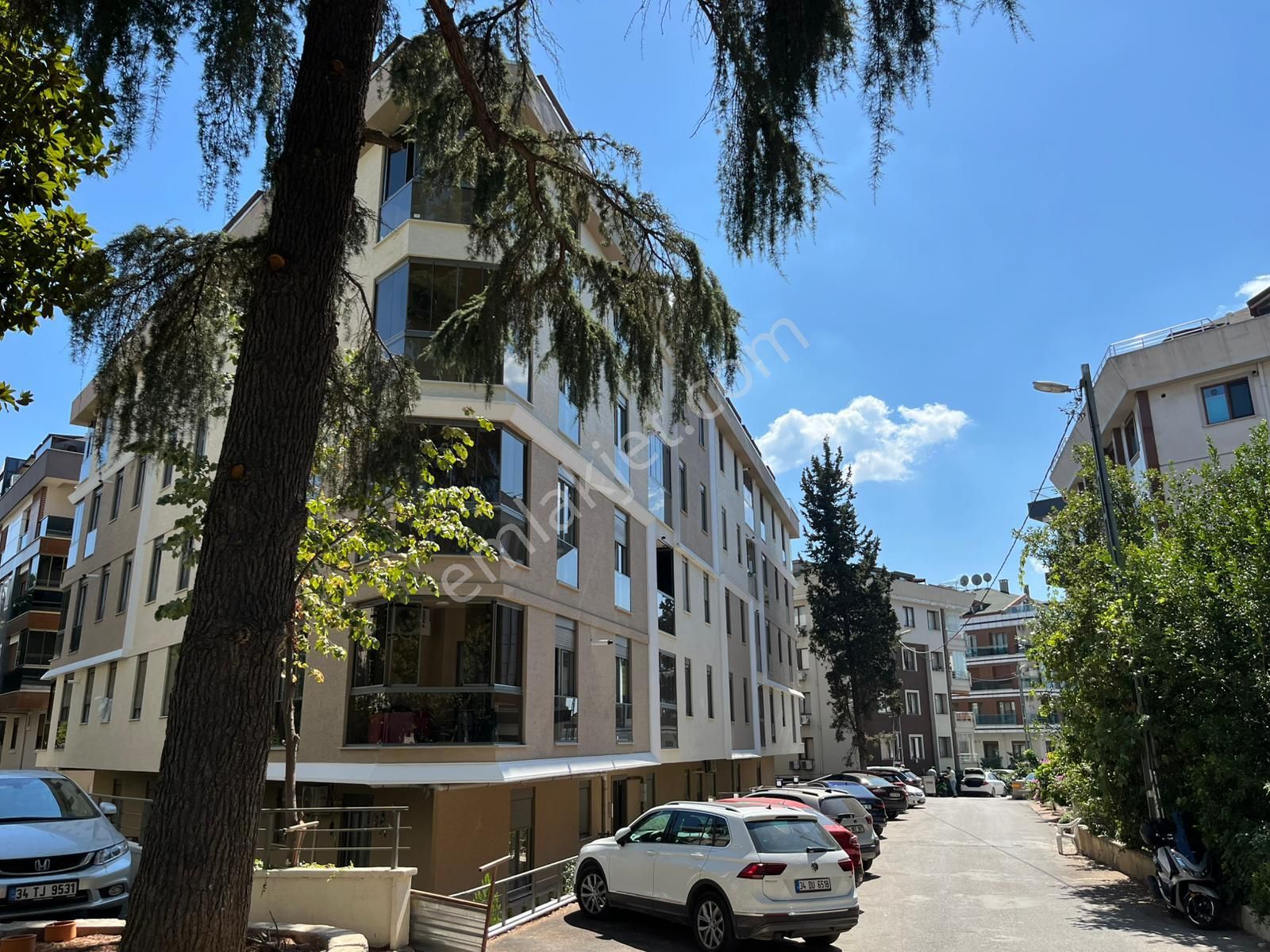 ▃artemin▃idealtepe Sahili'nde Ön Cephe Balkonlu 1.kat 85m² 2+1!