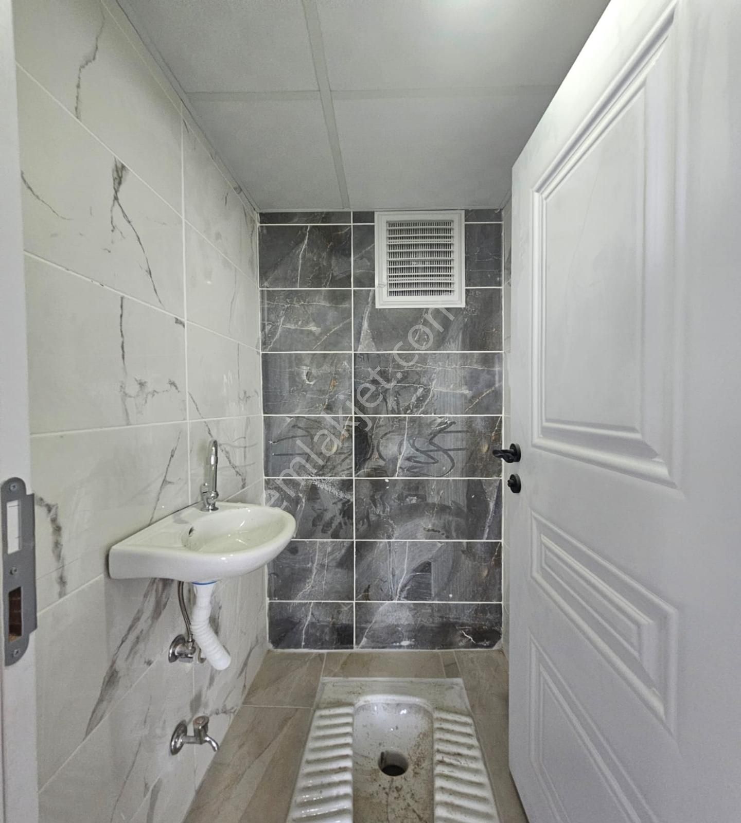 Çerkezköy İstasyon Mah. 3+1 Kapalı Otopaklı İskanlı Sıfır - Görsel 23