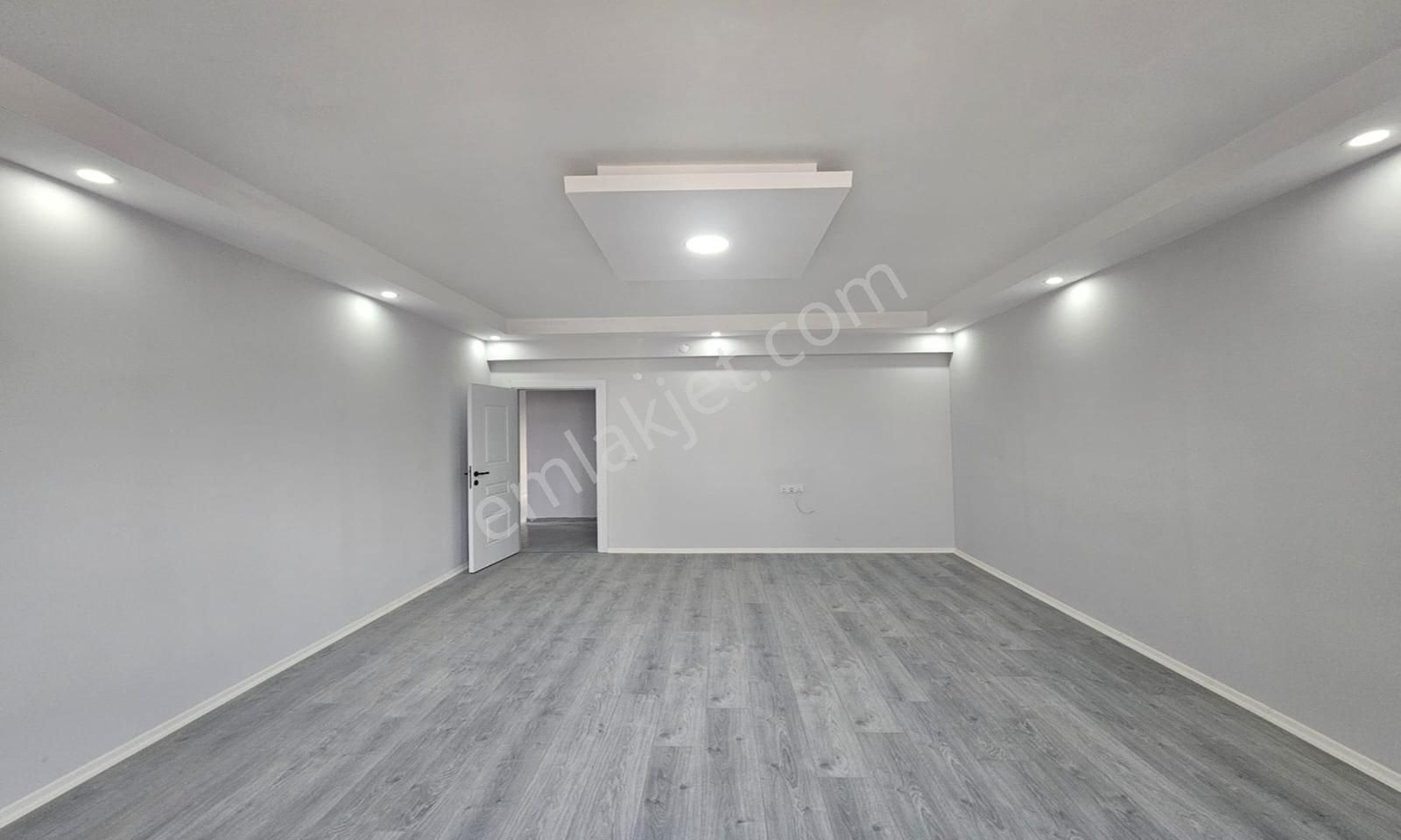 Çerkezköy İstasyon Mah. 3+1 Kapalı Otopaklı İskanlı Sıfır - Görsel 17