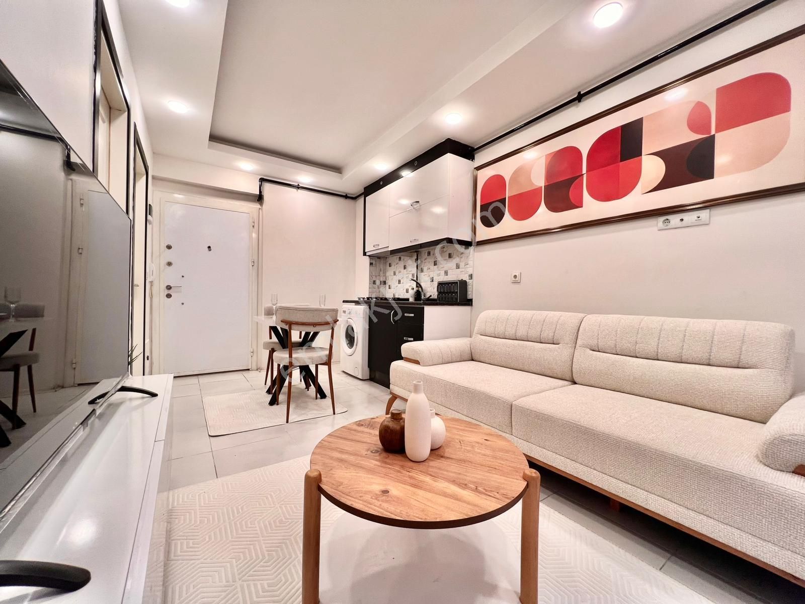 Arakat Sıfır Eşyalı Yatırımlık Merkezi Konumda 1+1 Satılık Apart - Görsel 20