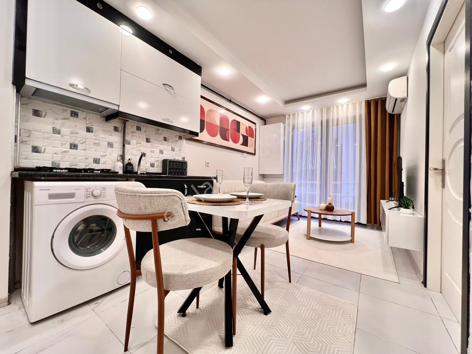 Arakat Sıfır Eşyalı Yatırımlık Merkezi Konumda 1+1 Satılık Apart - Görsel 8