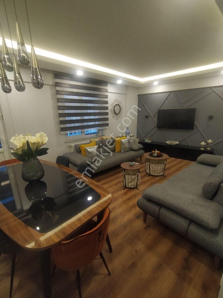 Rami Yenimahalle Arakat Bakımlı 2+1 Balkonlu