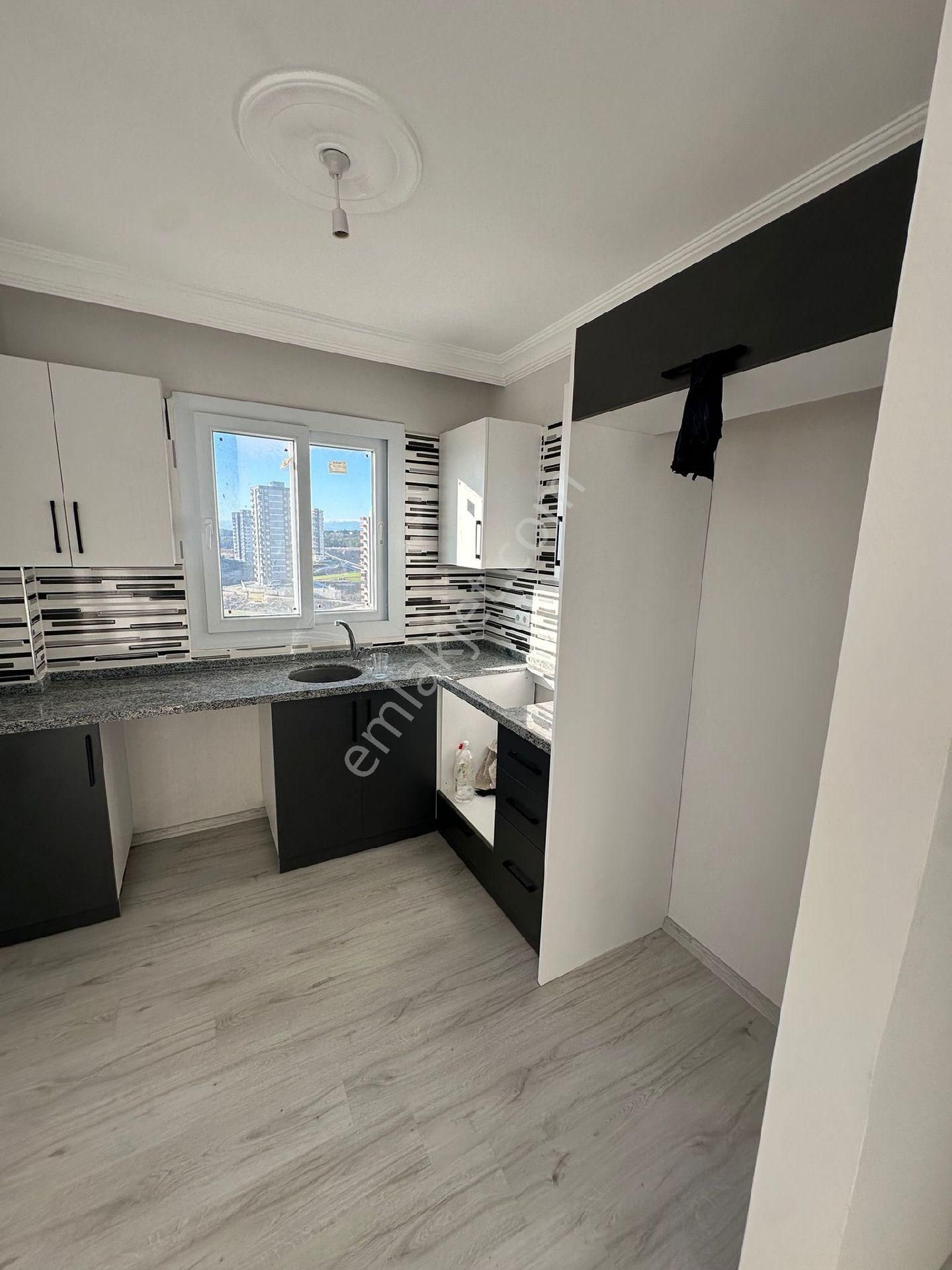Gültepe Mahallesinde Site İçerisinde 2+1 Geniş Kiralık Daire - Görsel 8