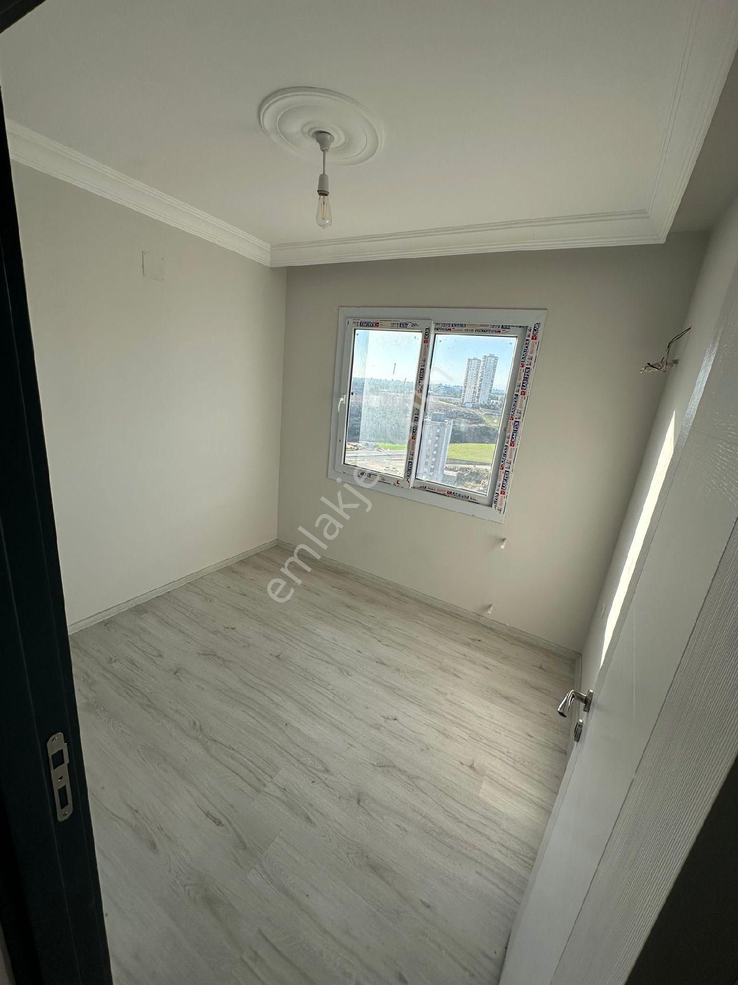 Gültepe Mahallesinde Site İçerisinde 2+1 Geniş Kiralık Daire - Görsel 15