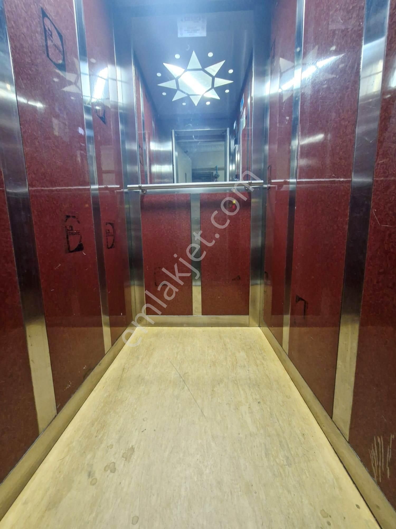 Çakmak Durağı Yakını Satılık Ara Kat 3+1 Ultra Geniş Daire - Görsel 21