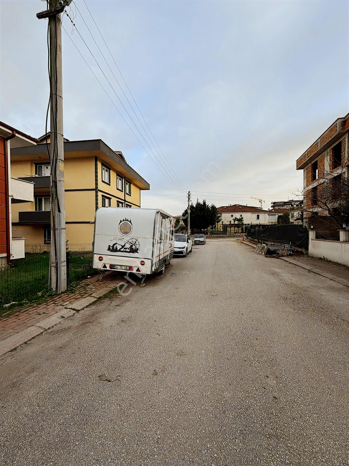 Serdivan'da 2+1 Temiz Kiralık Daire - Görsel 23