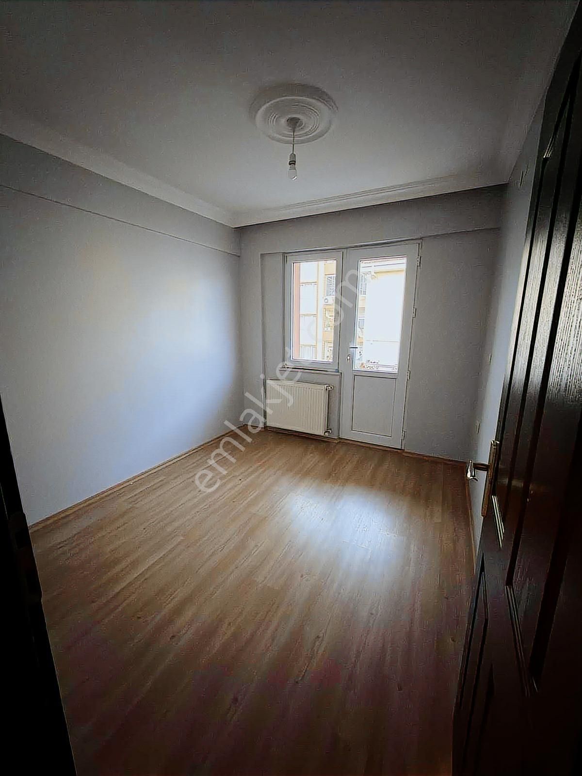 Serdivan'da 2+1 Temiz Kiralık Daire - Görsel 20