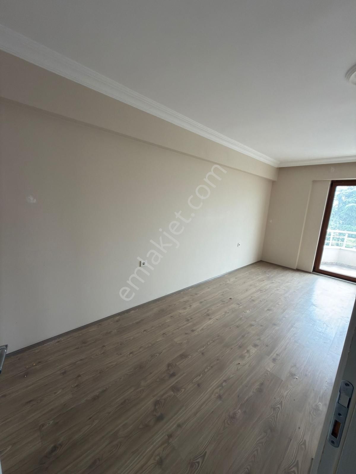 Ferizli Merkez'de Cadde Üstü Satılık Daire - Görsel 11