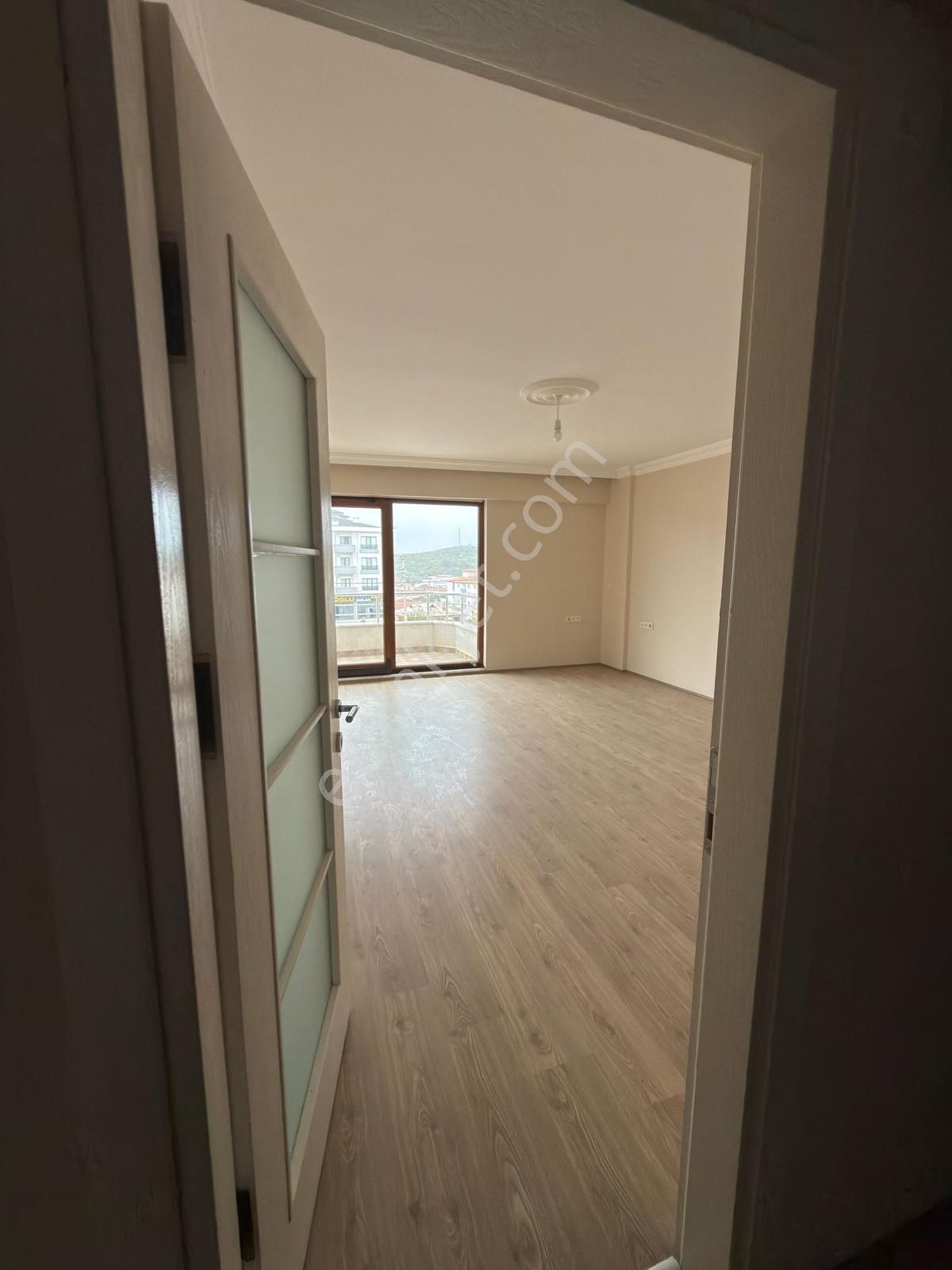 Ferizli Merkez'de Cadde Üstü Satılık Daire - Görsel 24