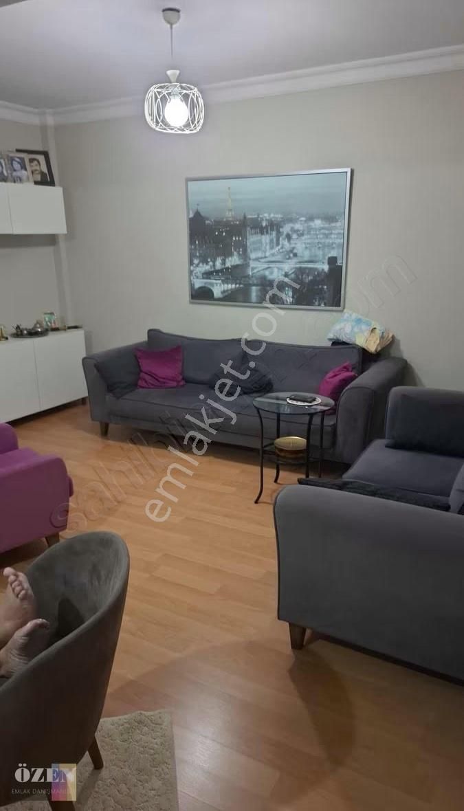 Bahçelievler Yeni Bosna Da Kiralık 2-1 Daire