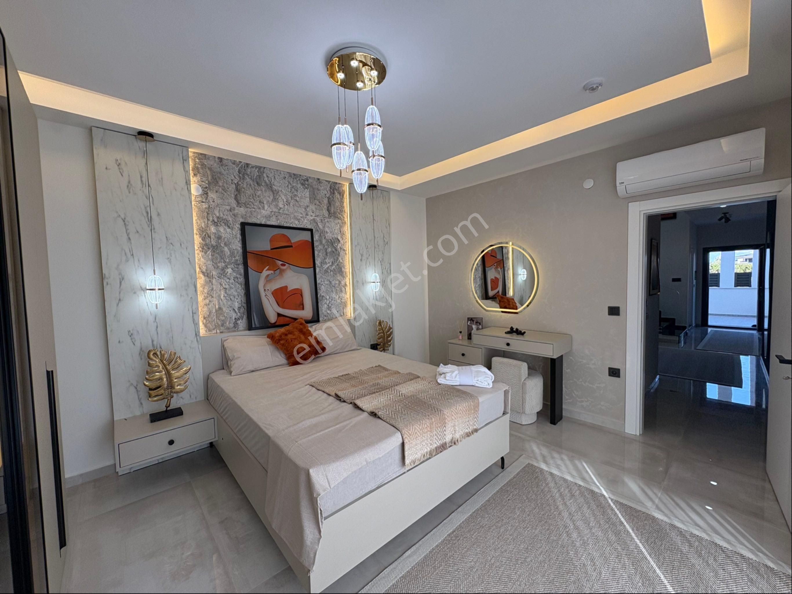 Didim Efeler’de 500 M2 Arsa İçerisin De Full Eşyalı, Havuzlu, Saunalı, Akıllı Sistemli Lüks Villa - Görsel 14