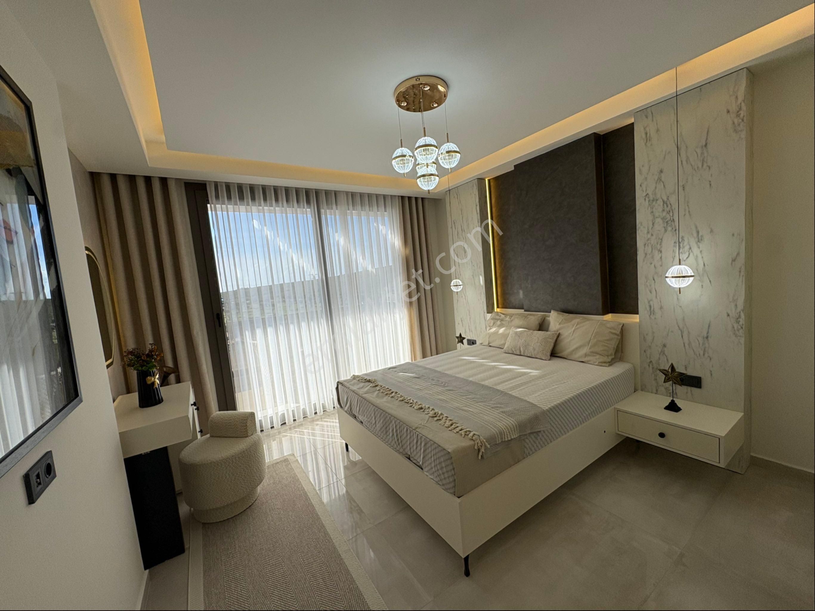 Didim Efeler’de 500 M2 Arsa İçerisin De Full Eşyalı, Havuzlu, Saunalı, Akıllı Sistemli Lüks Villa - Görsel 28