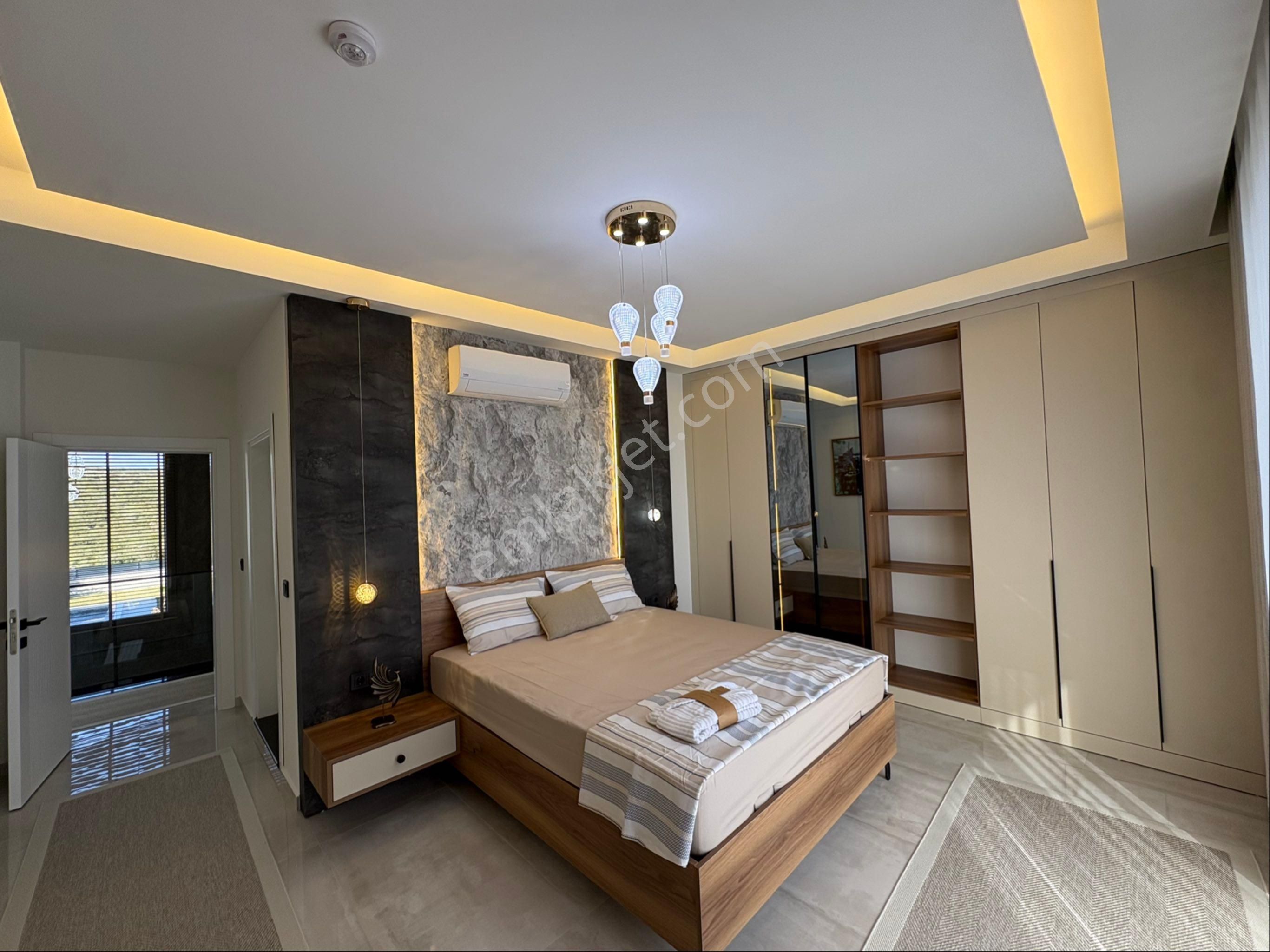 Didim Efeler’de 500 M2 Arsa İçerisin De Full Eşyalı, Havuzlu, Saunalı, Akıllı Sistemli Lüks Villa - Görsel 13