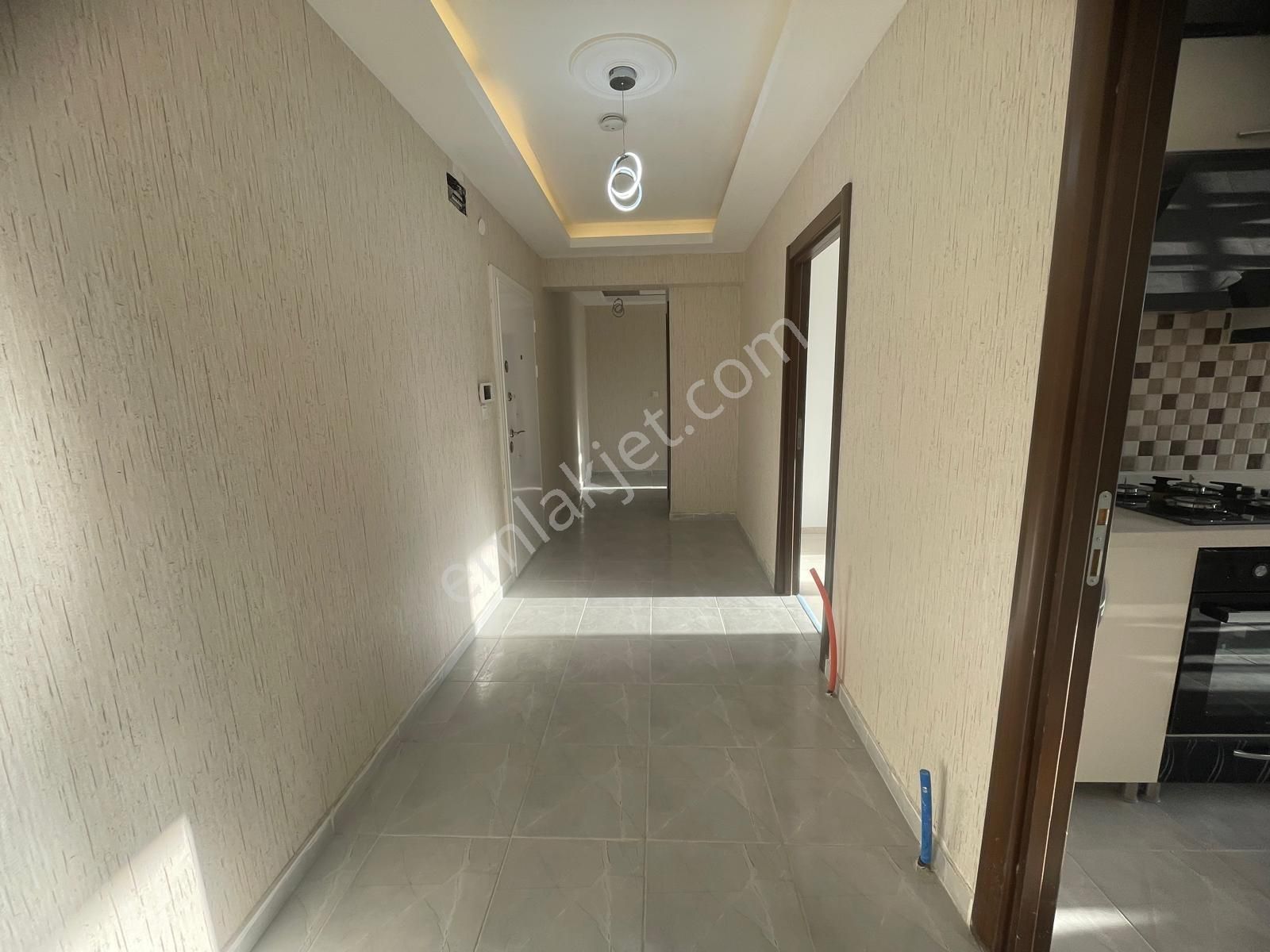 Yuvam'dan Teras Balkonlu Sıfır 3+1 Cadde Üzeri Manzaralı Daire!! - Görsel 4