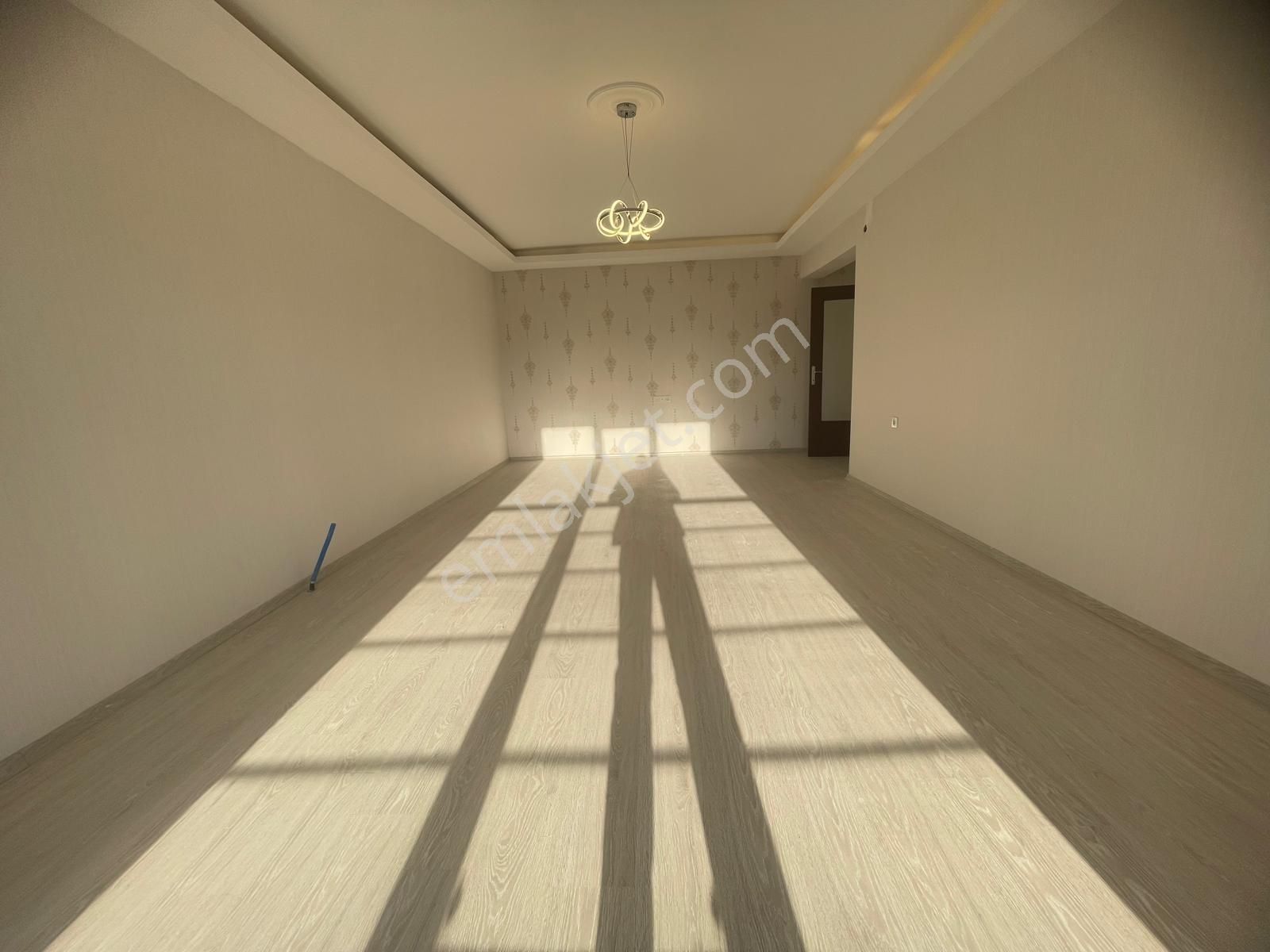 Yuvam'dan Teras Balkonlu Sıfır 3+1 Cadde Üzeri Manzaralı Daire!! - Görsel 20