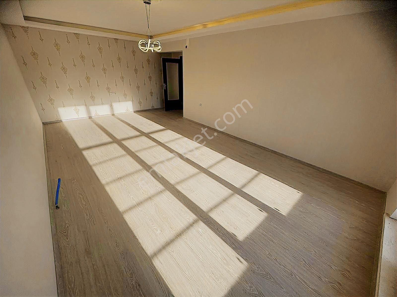 Yuvam'dan Teras Balkonlu Sıfır 3+1 Cadde Üzeri Manzaralı Daire!! - Görsel 6