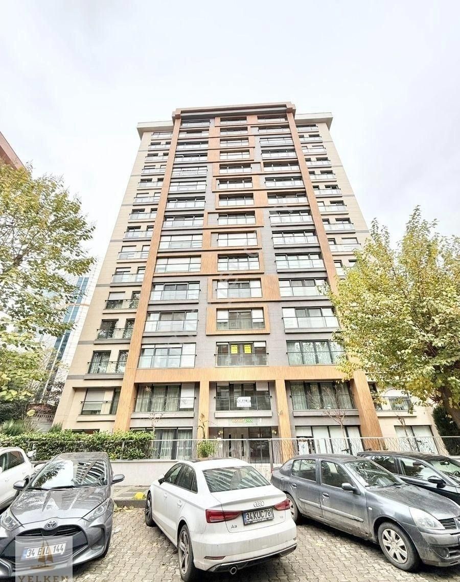 Caddebostan Sahil'de Ebeveyn Banyolu Özel Tasarım Dubleks