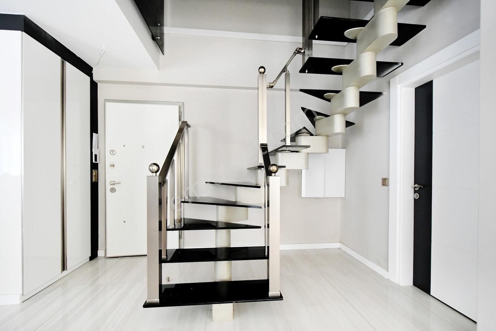 Alanya Toprak Panorama 3+1 Garden Duplex Fully Furnıshed Forsale - Görsel 9