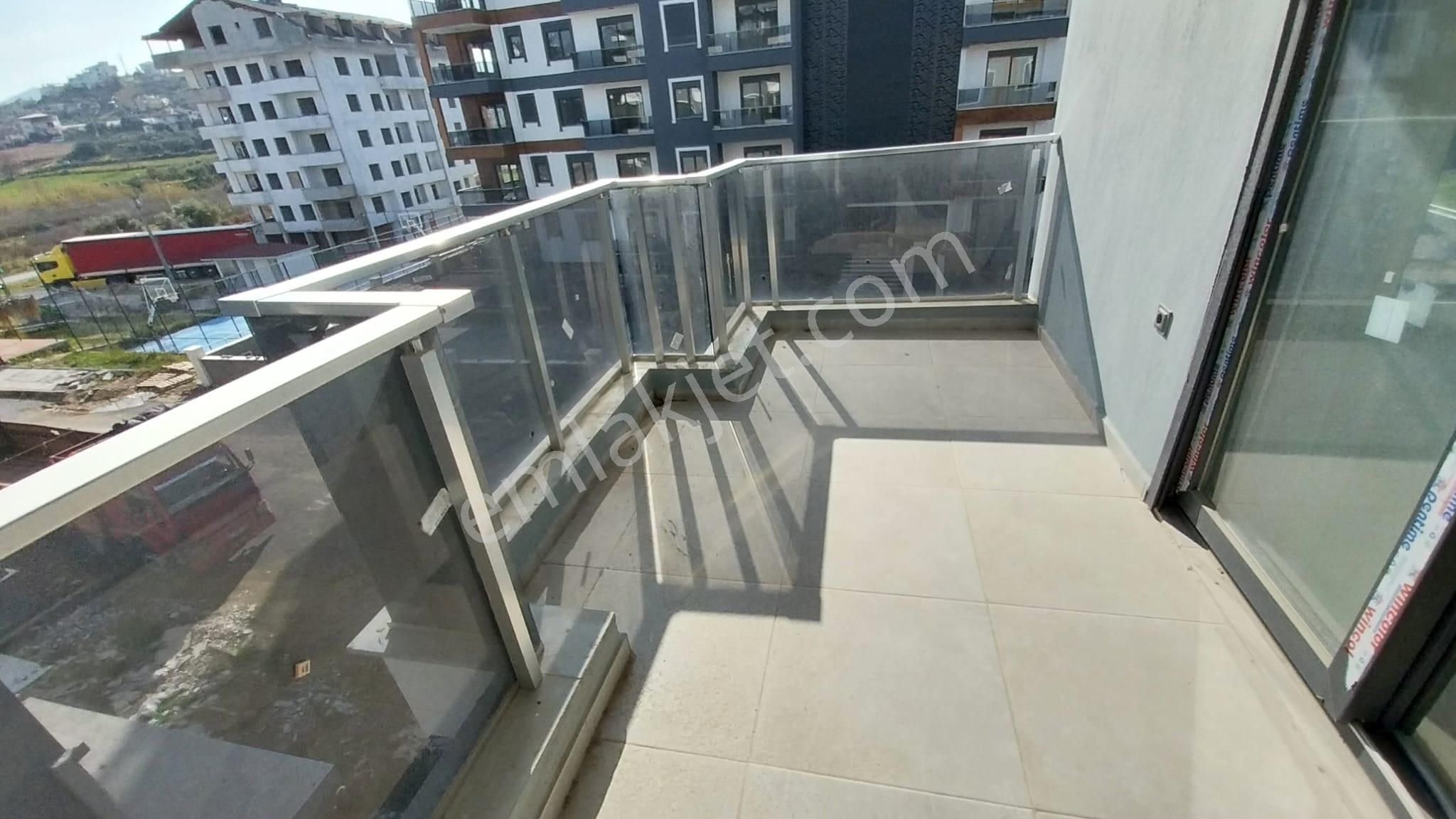 Yüzme Havuzlu Sıfır 2+1 Daire - Görsel 13