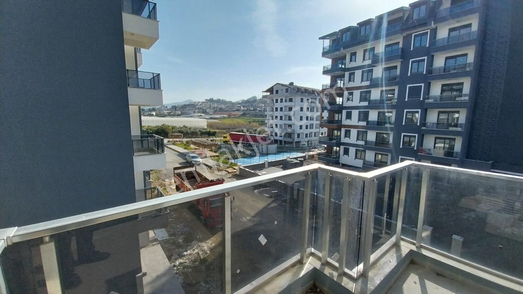 Yüzme Havuzlu Sıfır 2+1 Daire - Görsel 15