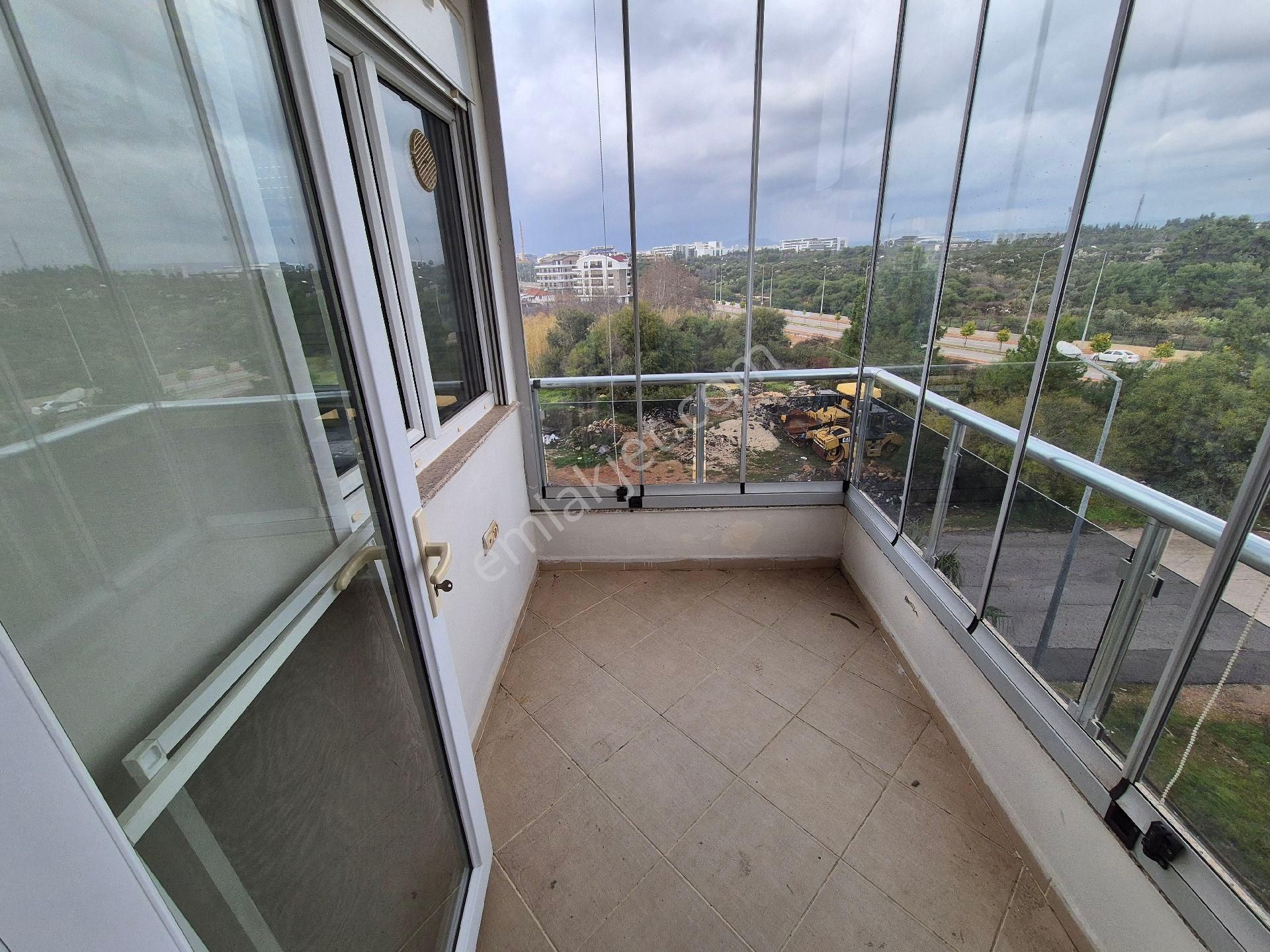 Konyaaltı Pınarbaşında Önü Açık Arakat 2+1 Daire - Görsel 11