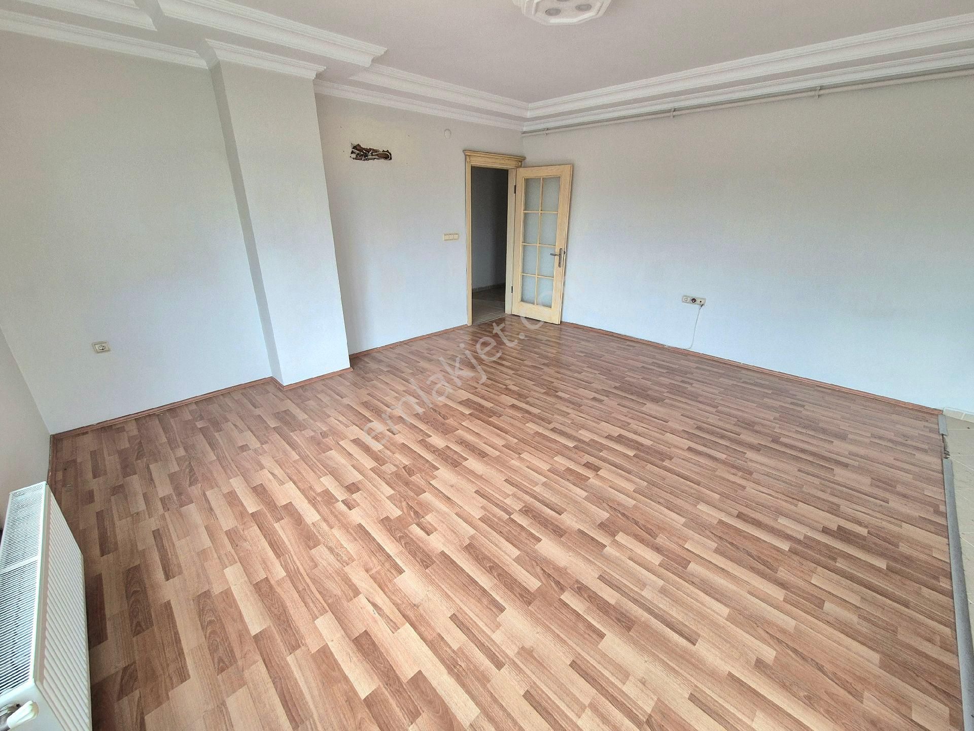 Konyaaltı Pınarbaşında Önü Açık Arakat 2+1 Daire - Görsel 3