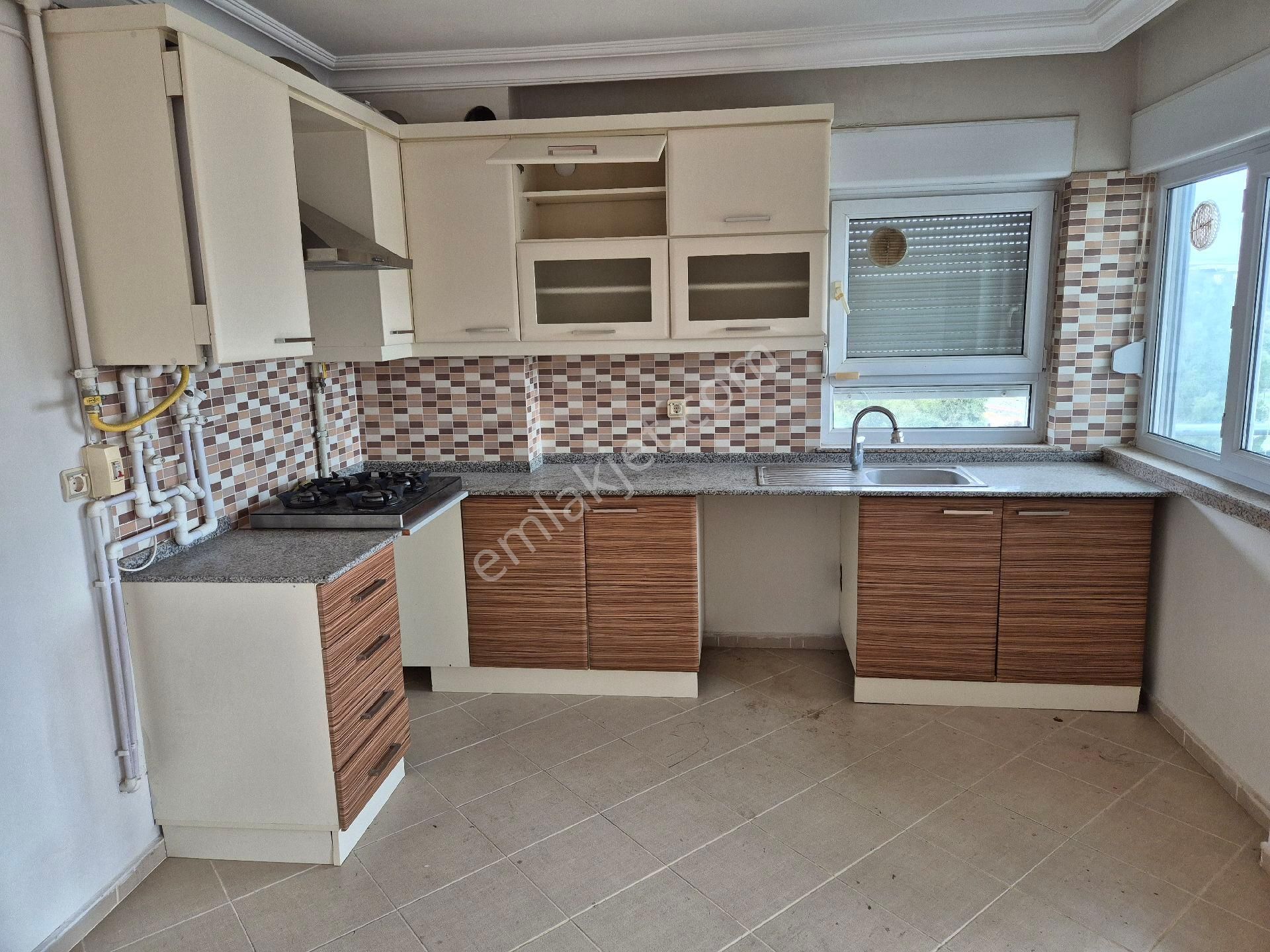 Konyaaltı Pınarbaşında Önü Açık Arakat 2+1 Daire - Görsel 4