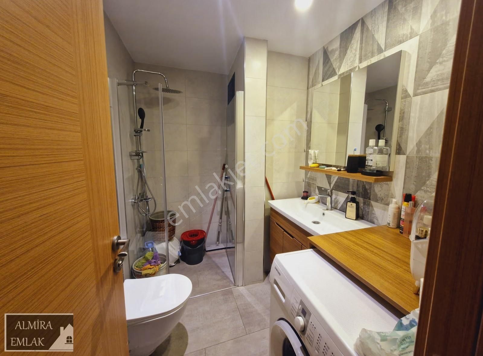 Metro Yakını 6 Yaşında 3+1 Ara Kat Evebeyn Banyolu Asansörlü - Görsel 12